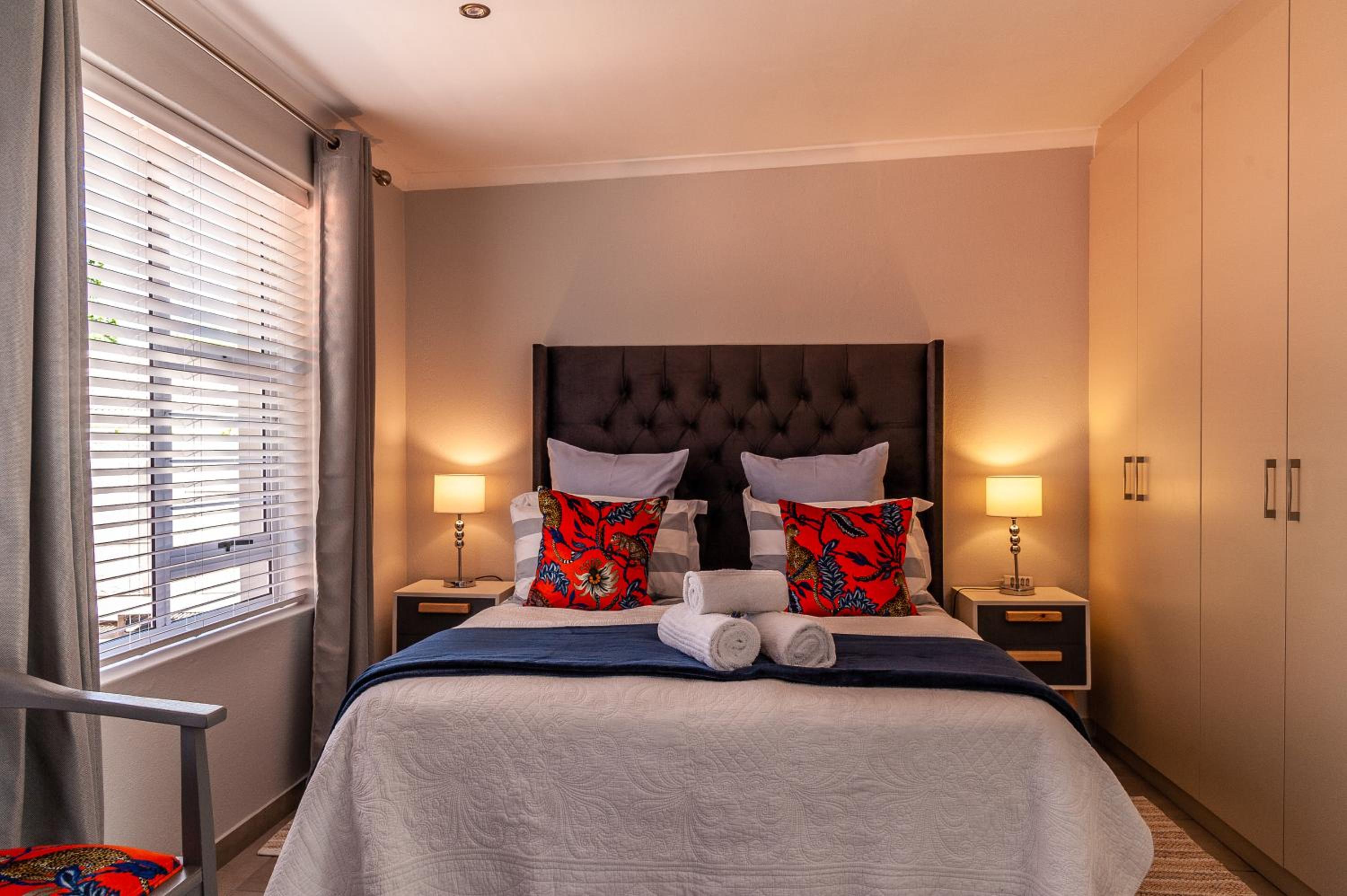 One-Bedroom Apartment - Photo 16
