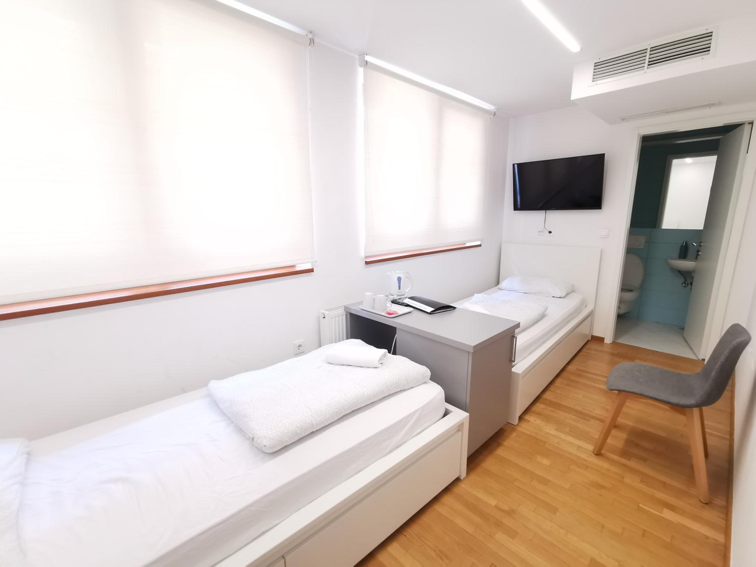 Twin Room photo 2