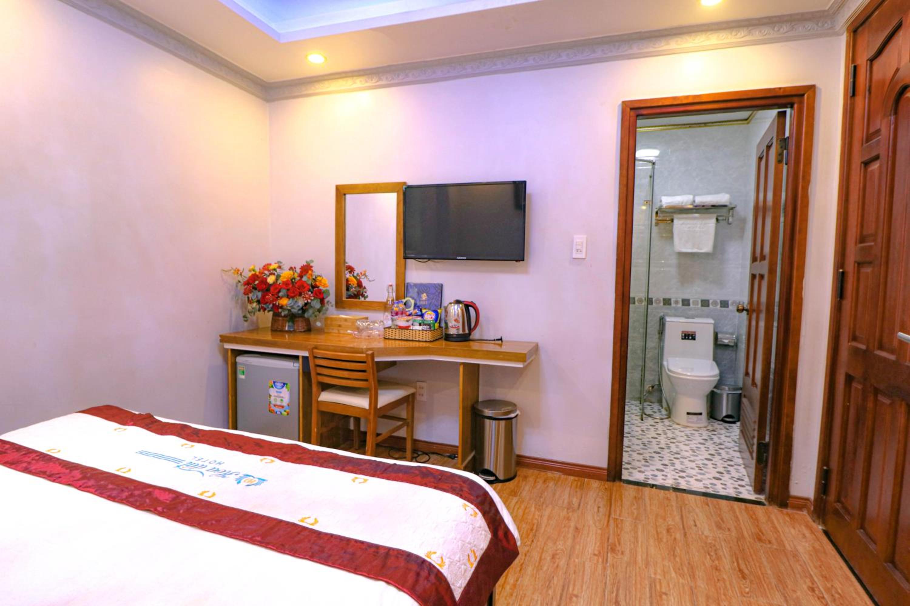 Economy Double Room - Photo 7