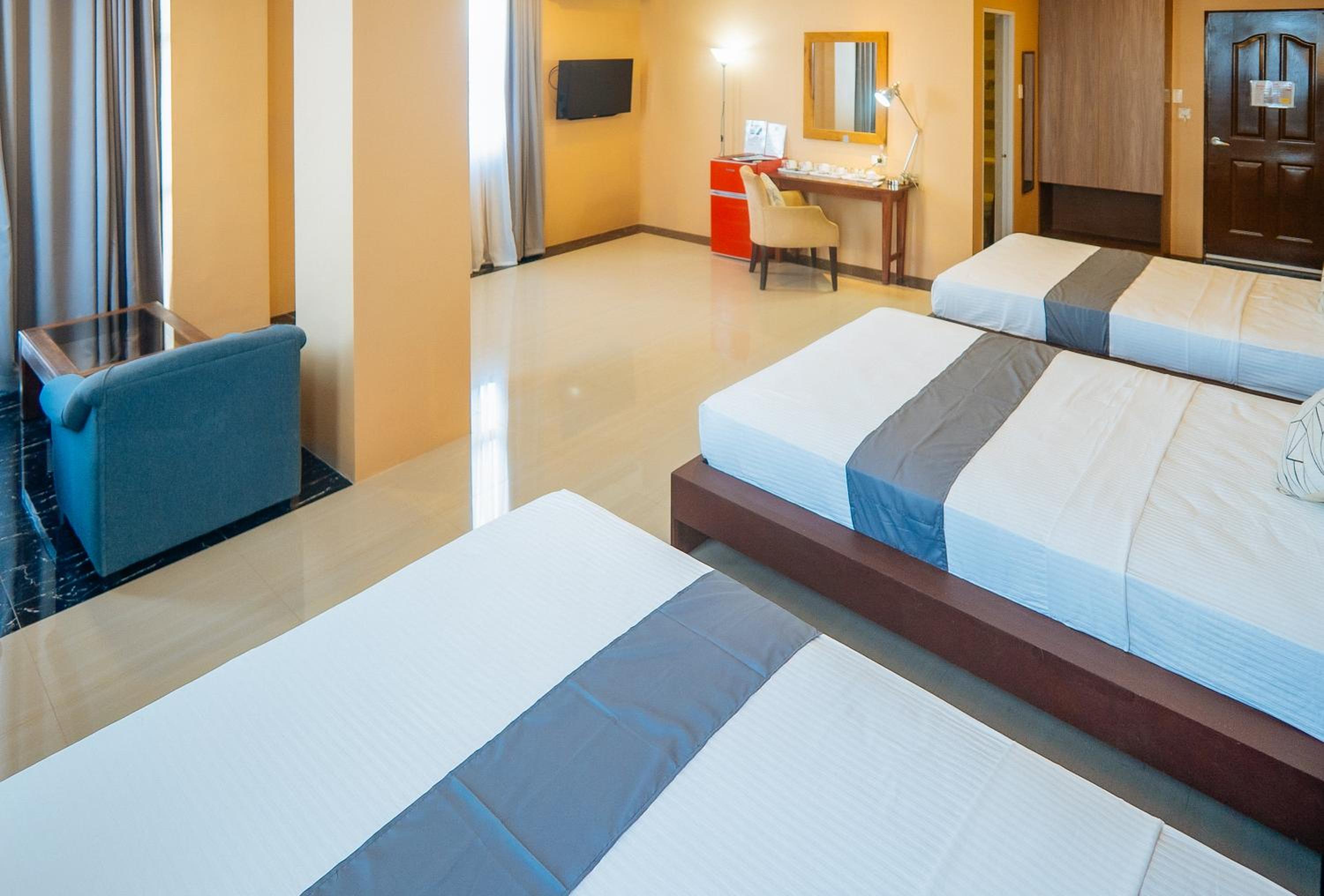 Triple Room - Photo 2