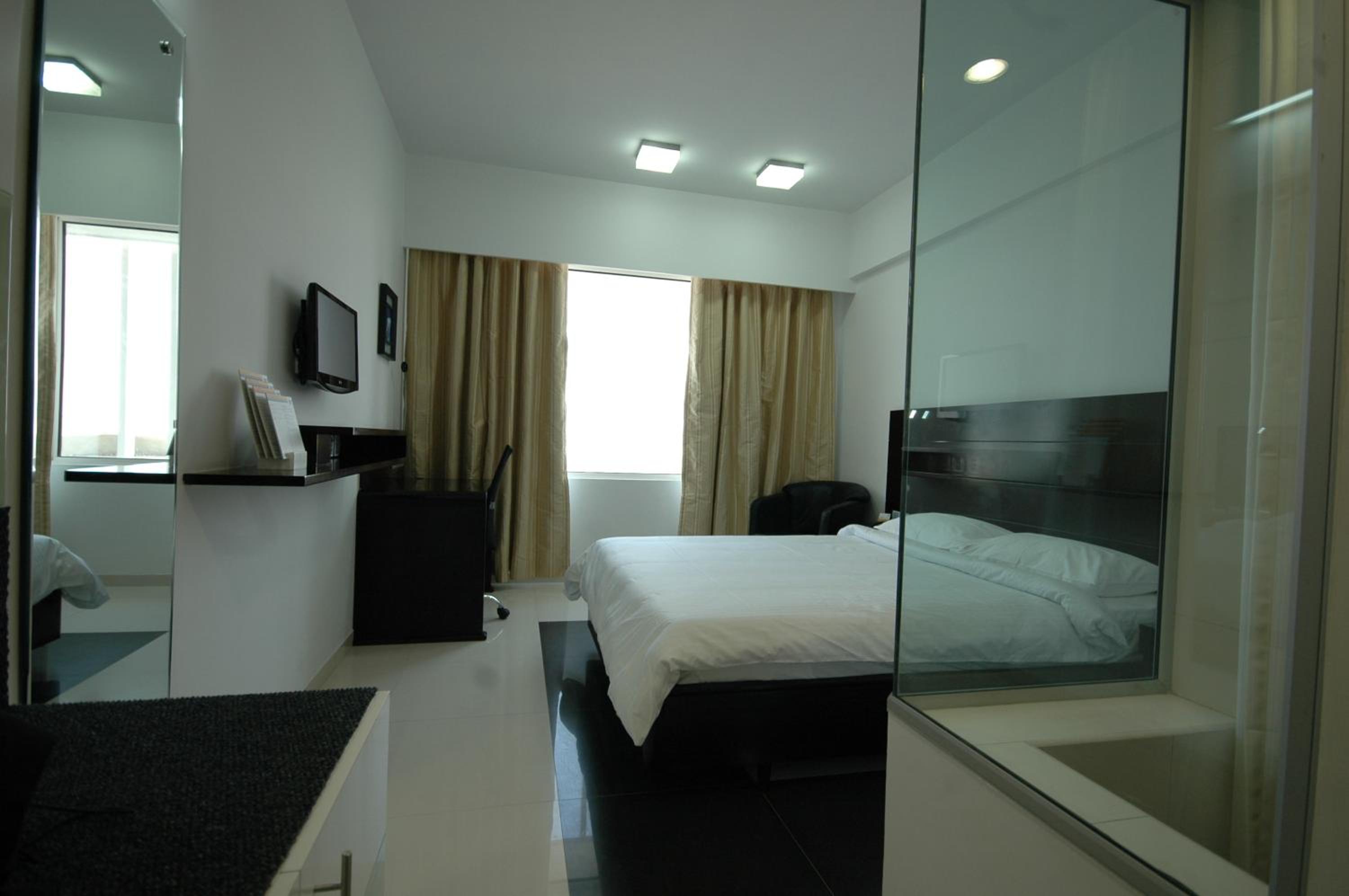 Keys Double Room (30% of on Laundry Service) photo 2