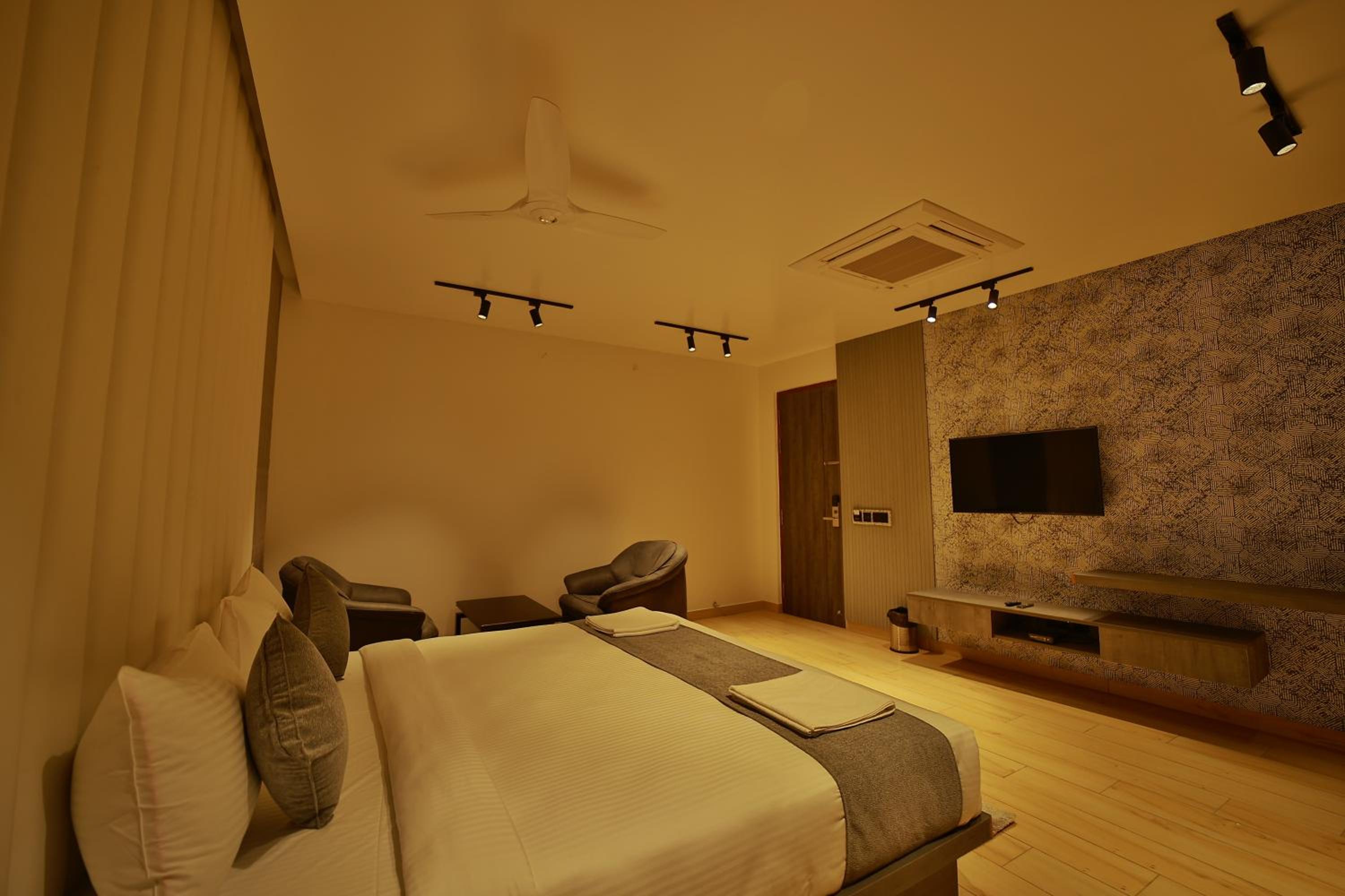 Superior Double Room photo 2