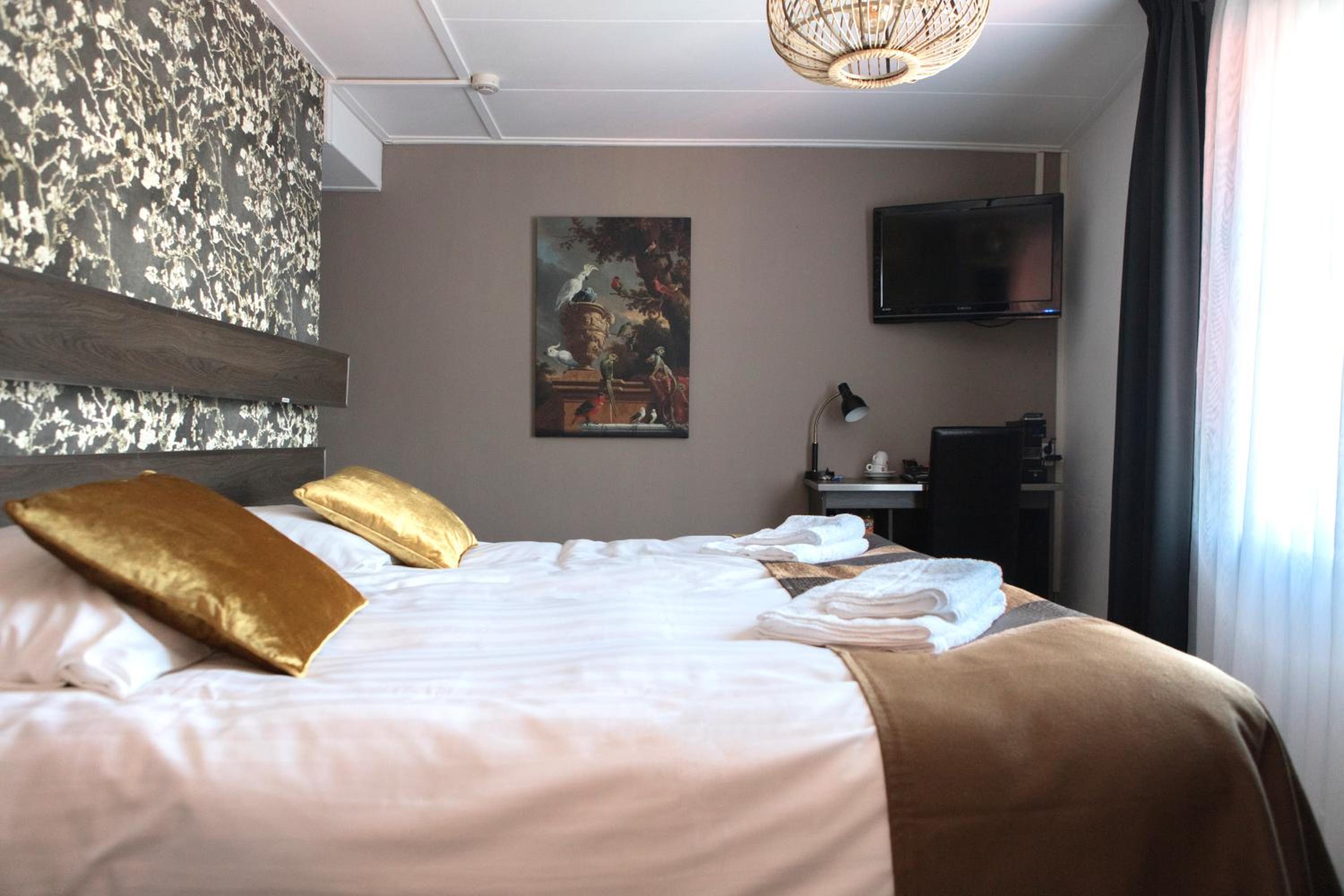 Comfort Twin Room - Photo 3