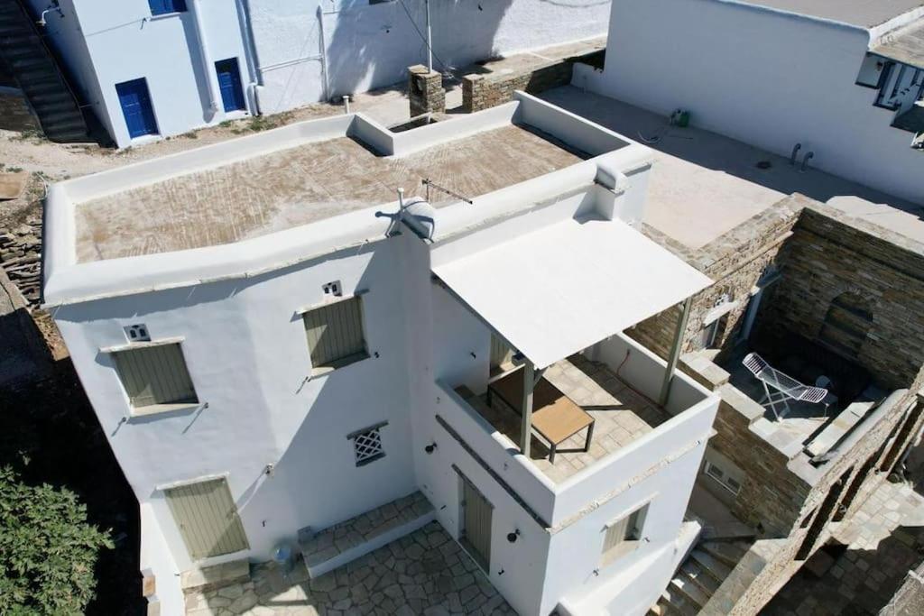 Three-Bedroom Villa photo 2