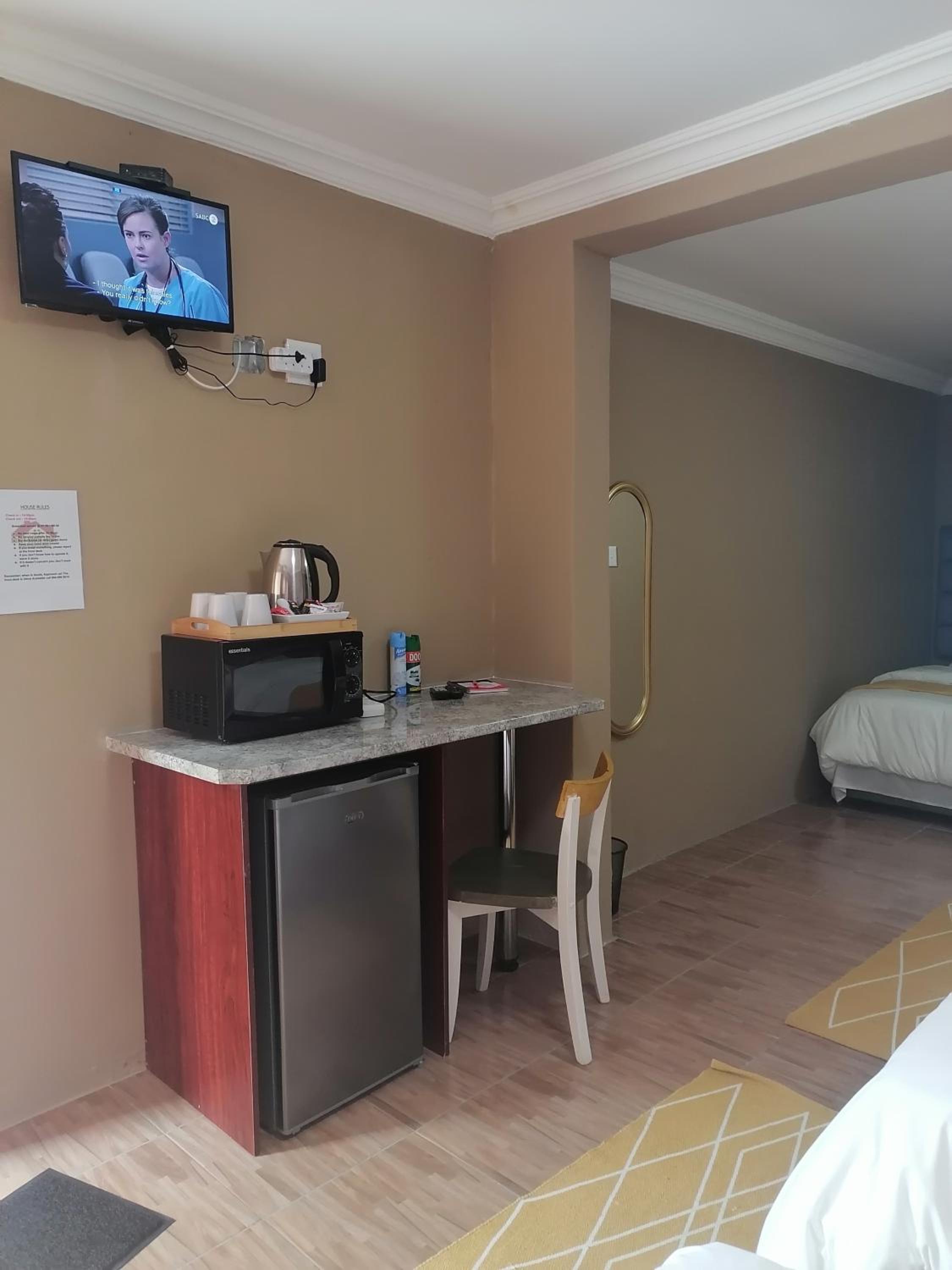 Large Single Room photo 1