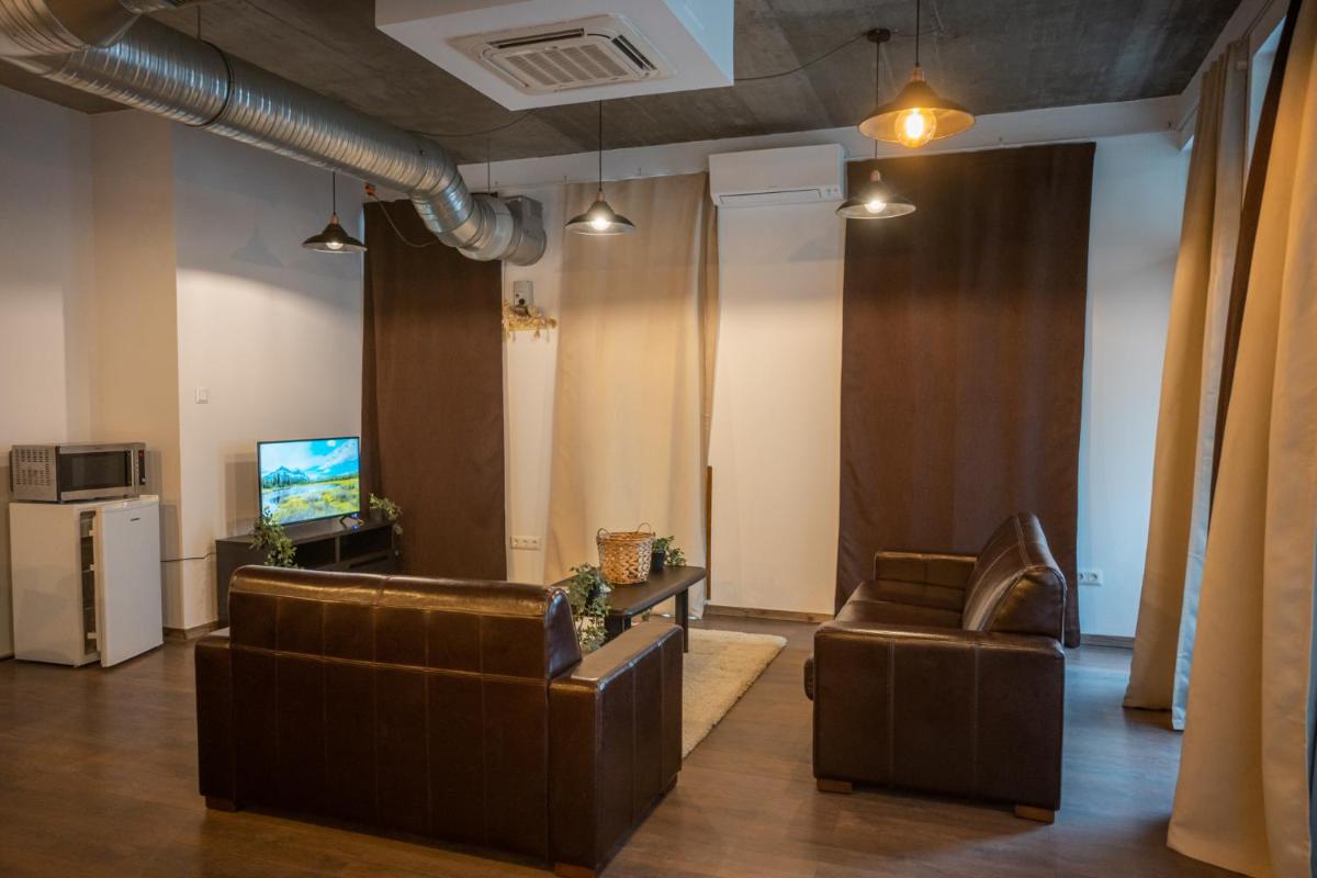Family Room photo 1