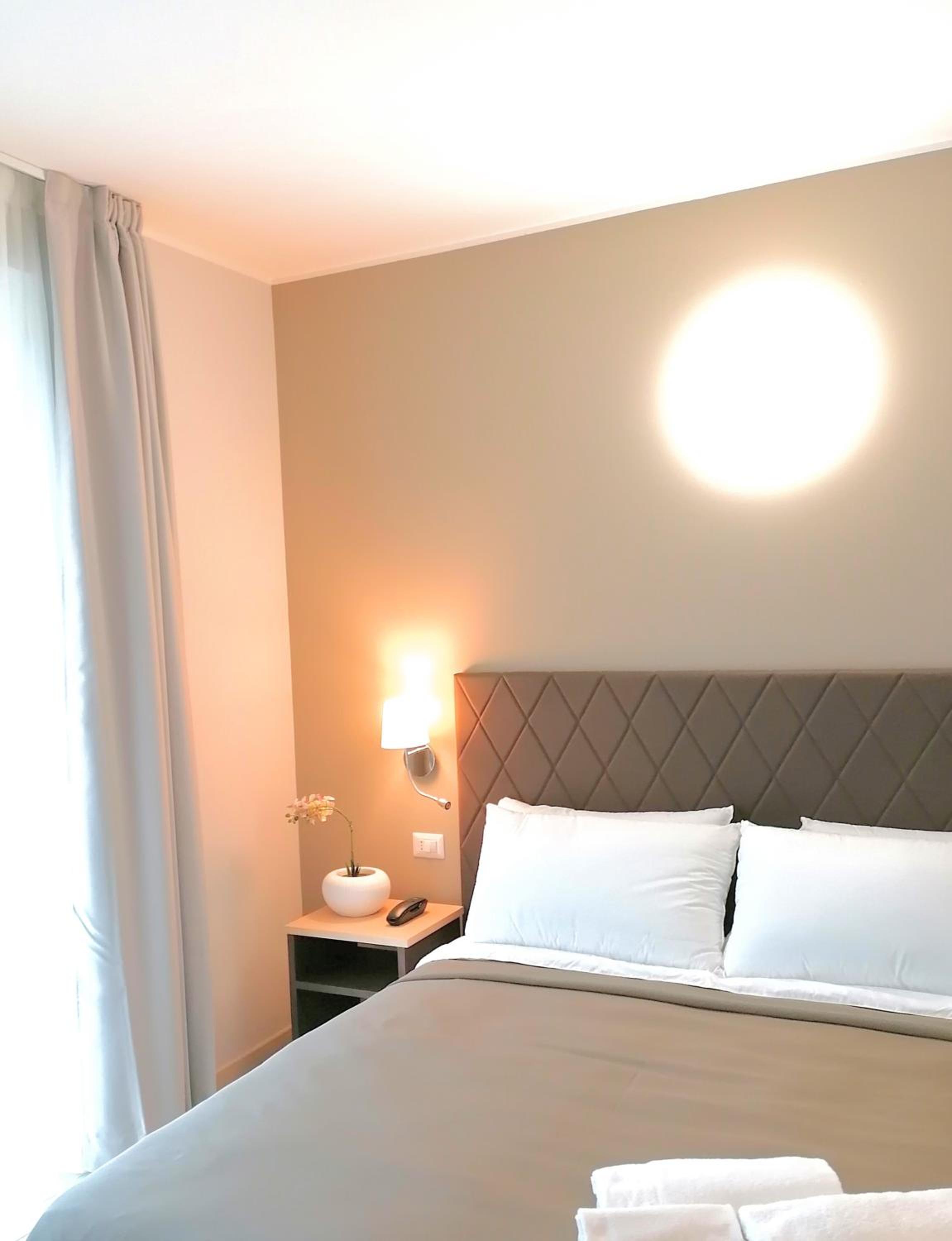 Superior Double or Twin Room with Terrace - Photo 4