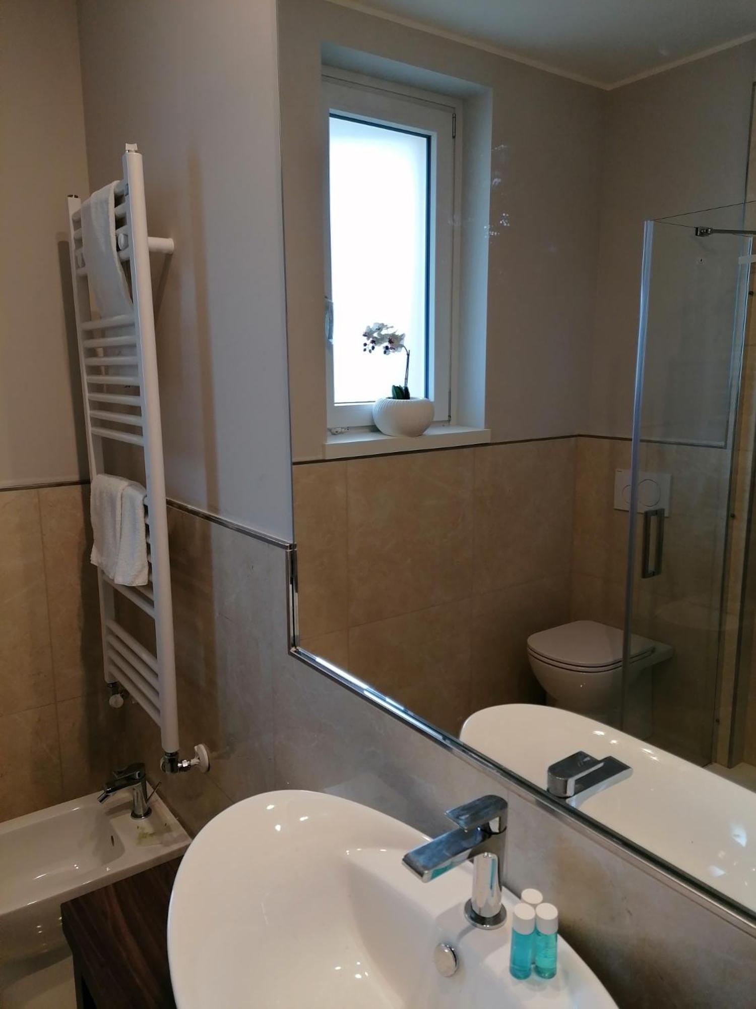 Superior Double or Twin Room with Terrace - Photo 5