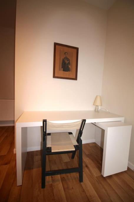 Three-Bedroom Apartment photo 2