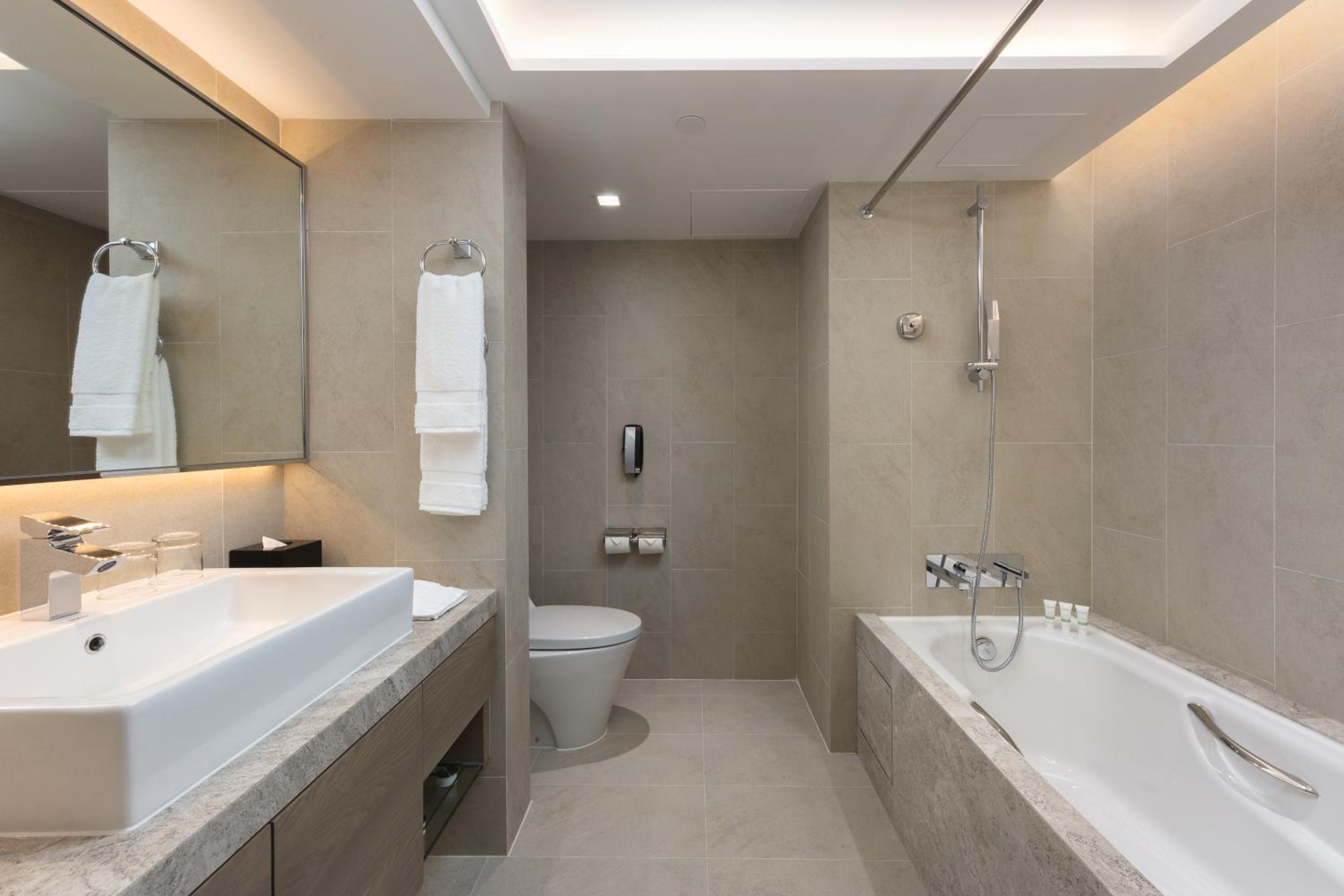 Residence Club Deluxe Room with Executive Lounge Access