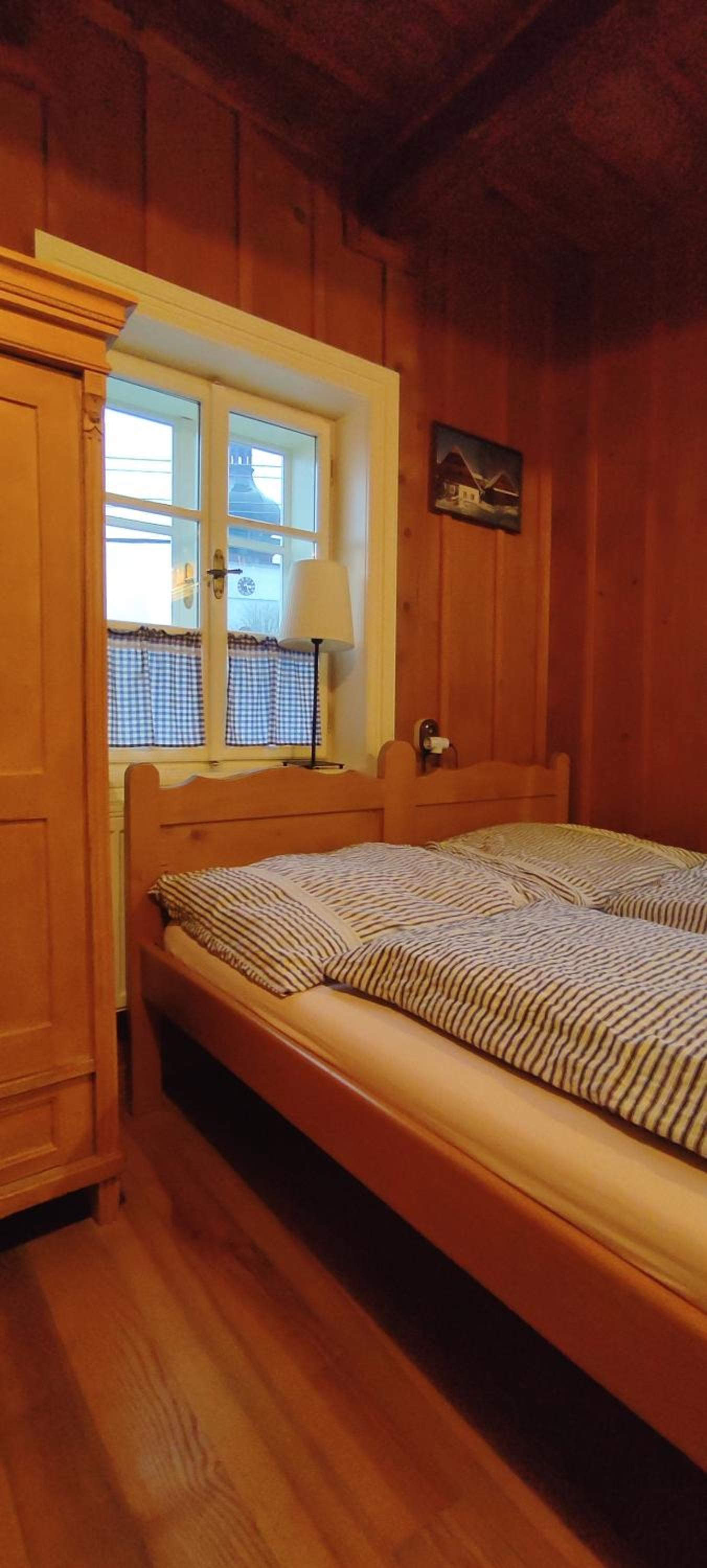 Quadruple Room with Private Bathroom photo 2