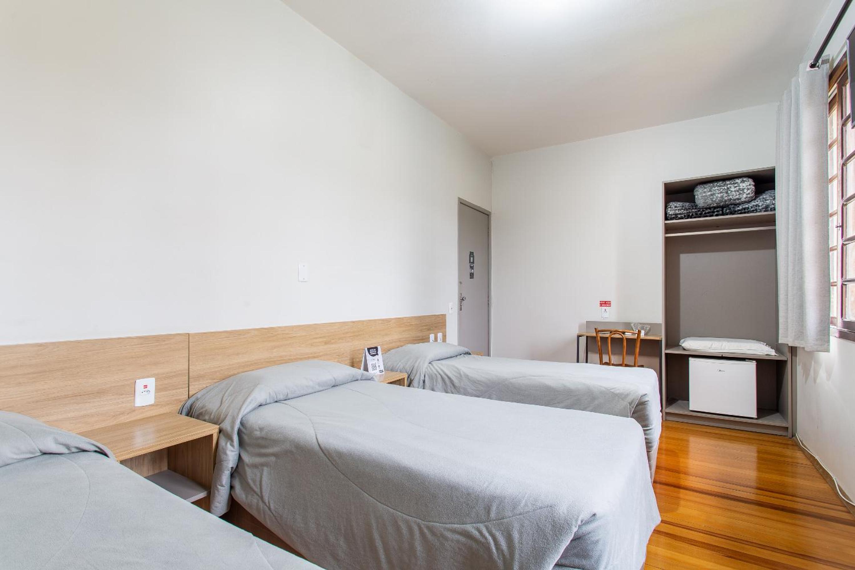 Standard Triple Room photo 2