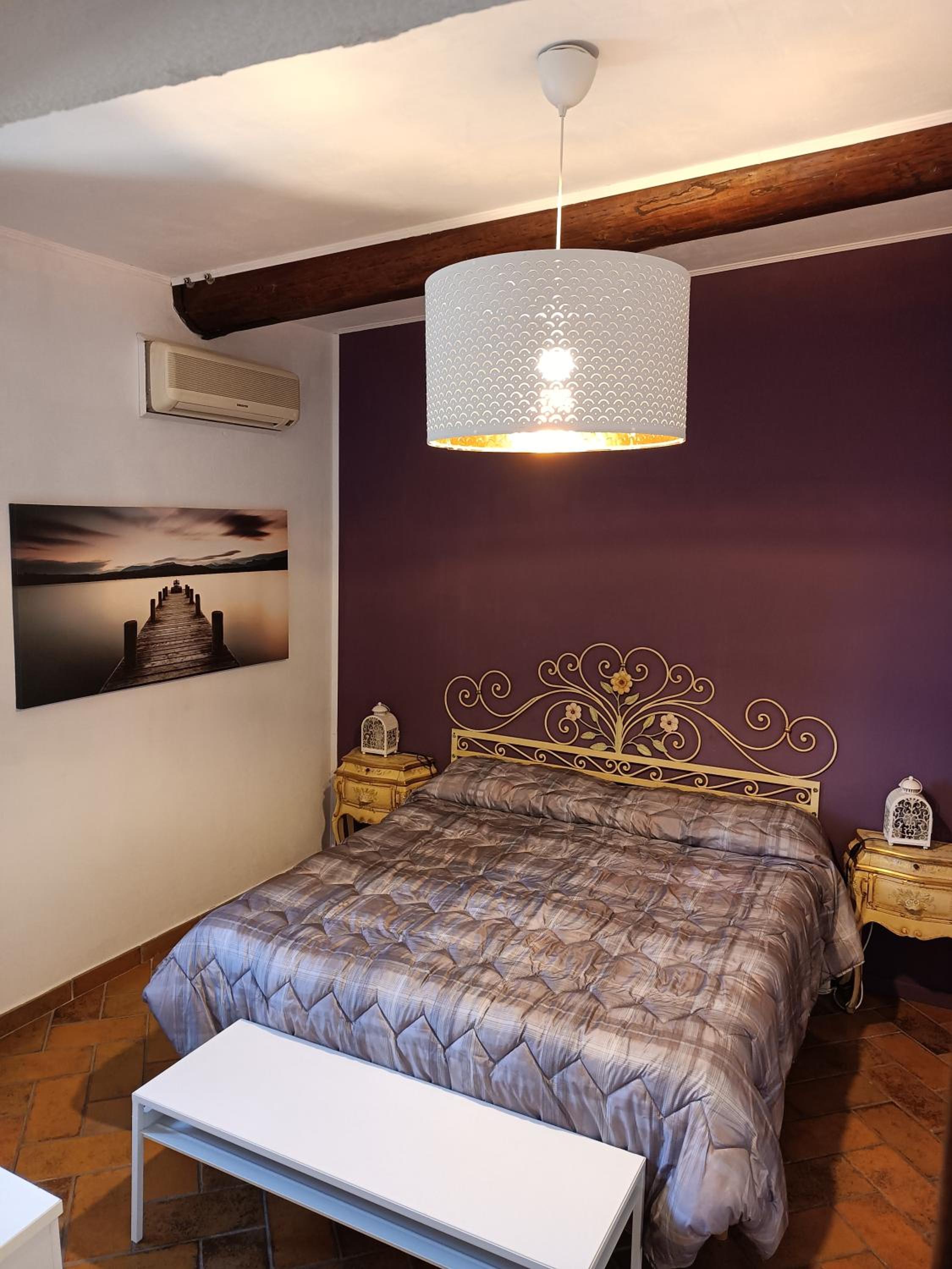Double or Twin Room with Private Bathroom - Photo 4