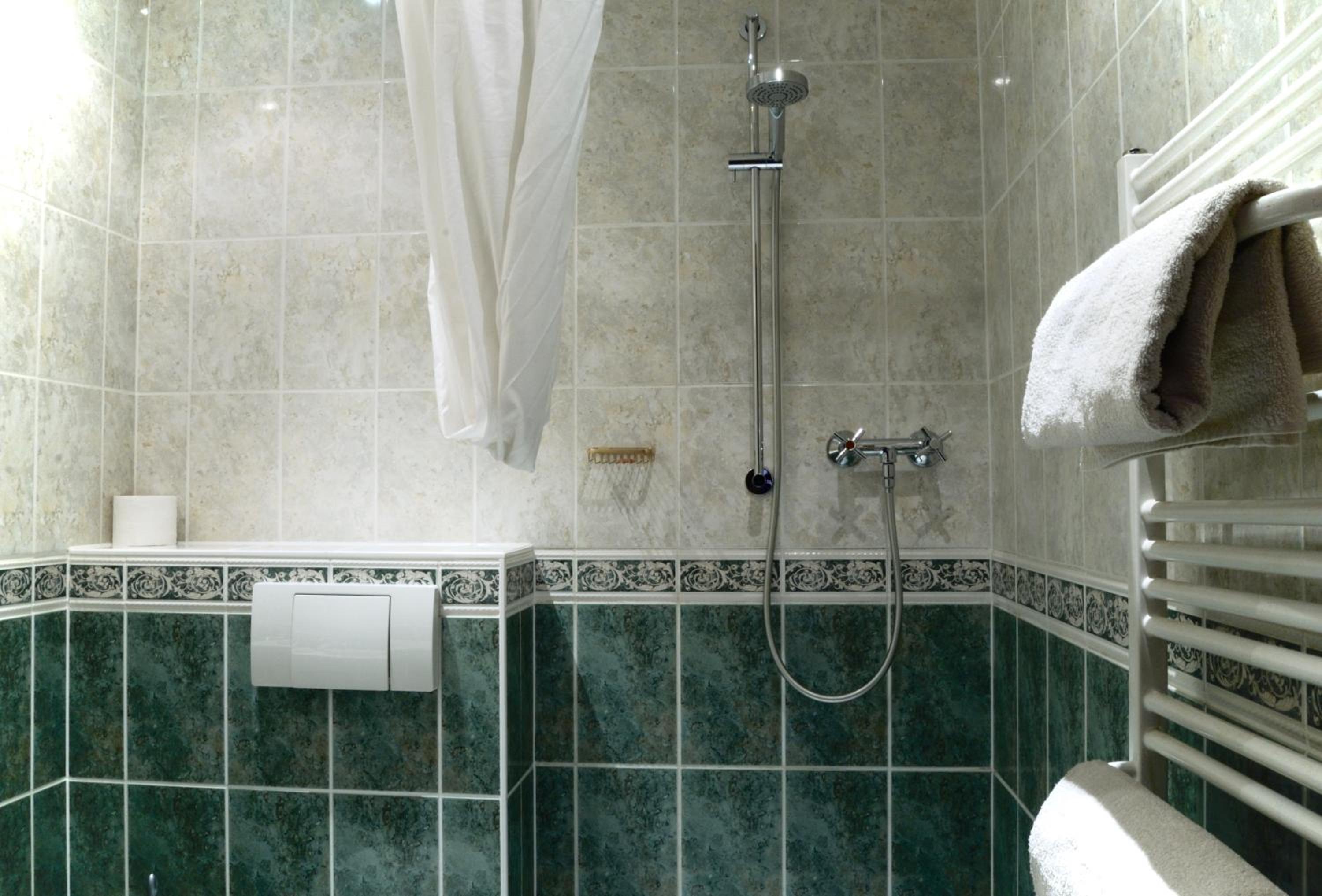 Double Room with Private Bathroom photo 2
