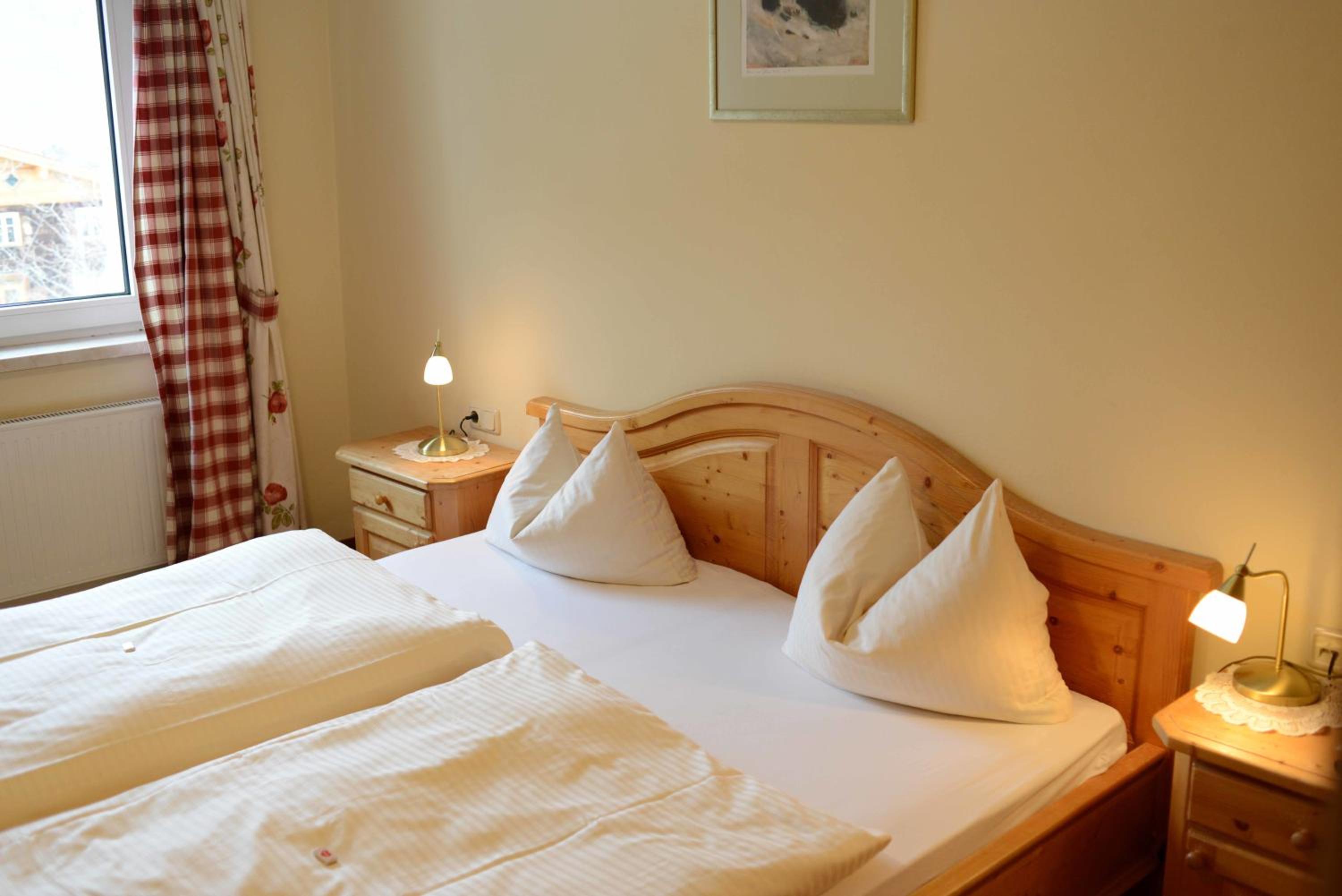 Budget Double Room photo 1