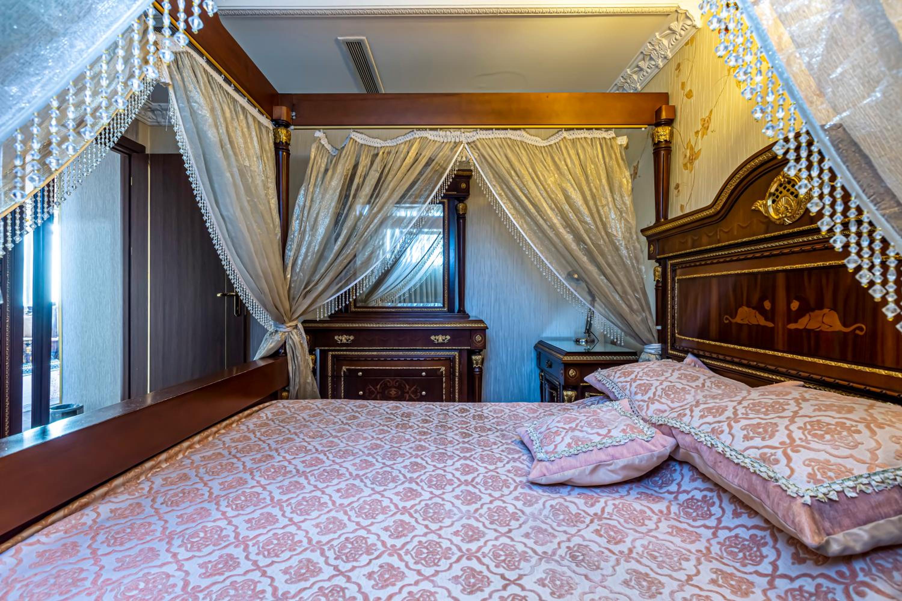 Economy Quadruple Room photo 3