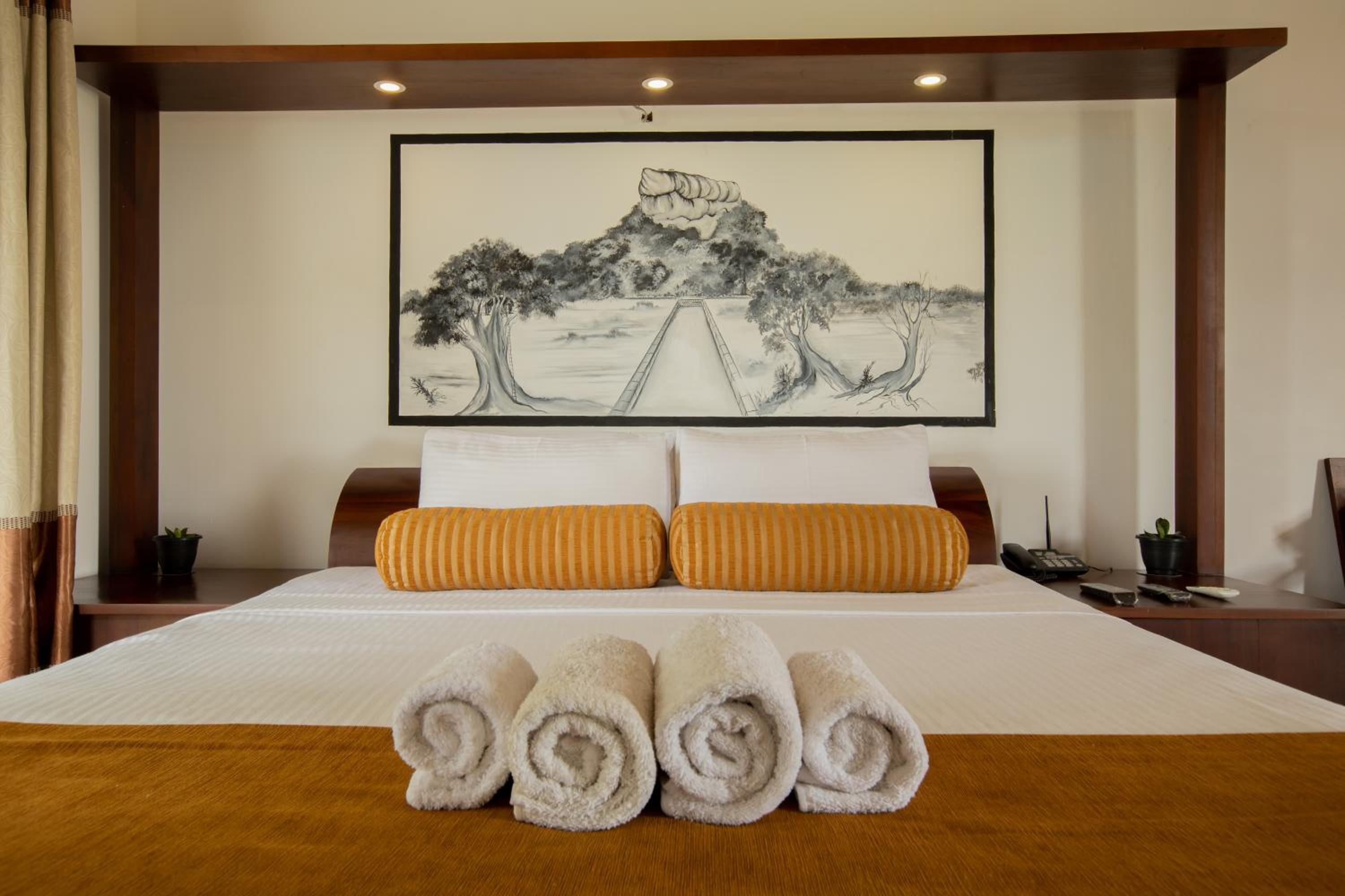 Deluxe Double or Twin Room with Lake View photo 2