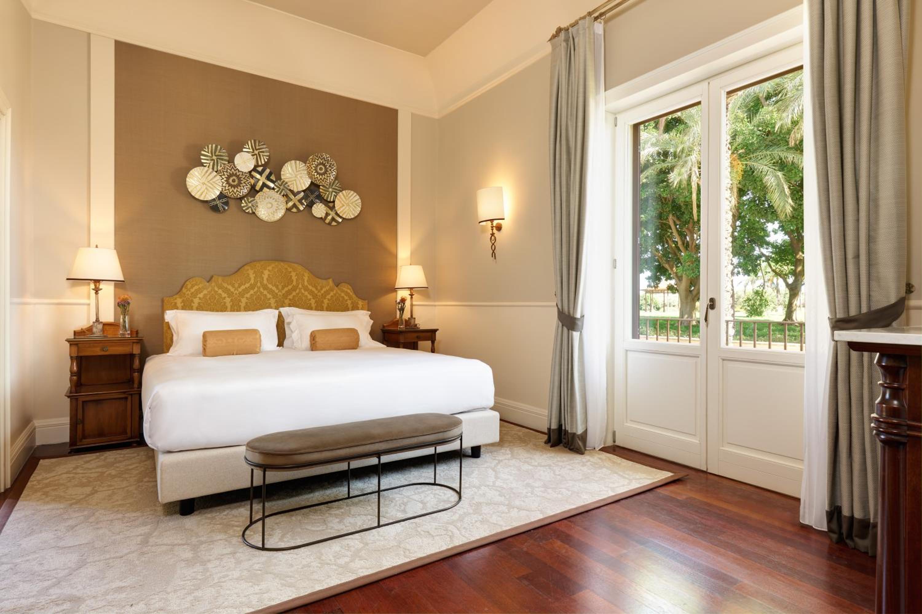 Suite with Garden View - Photo 3