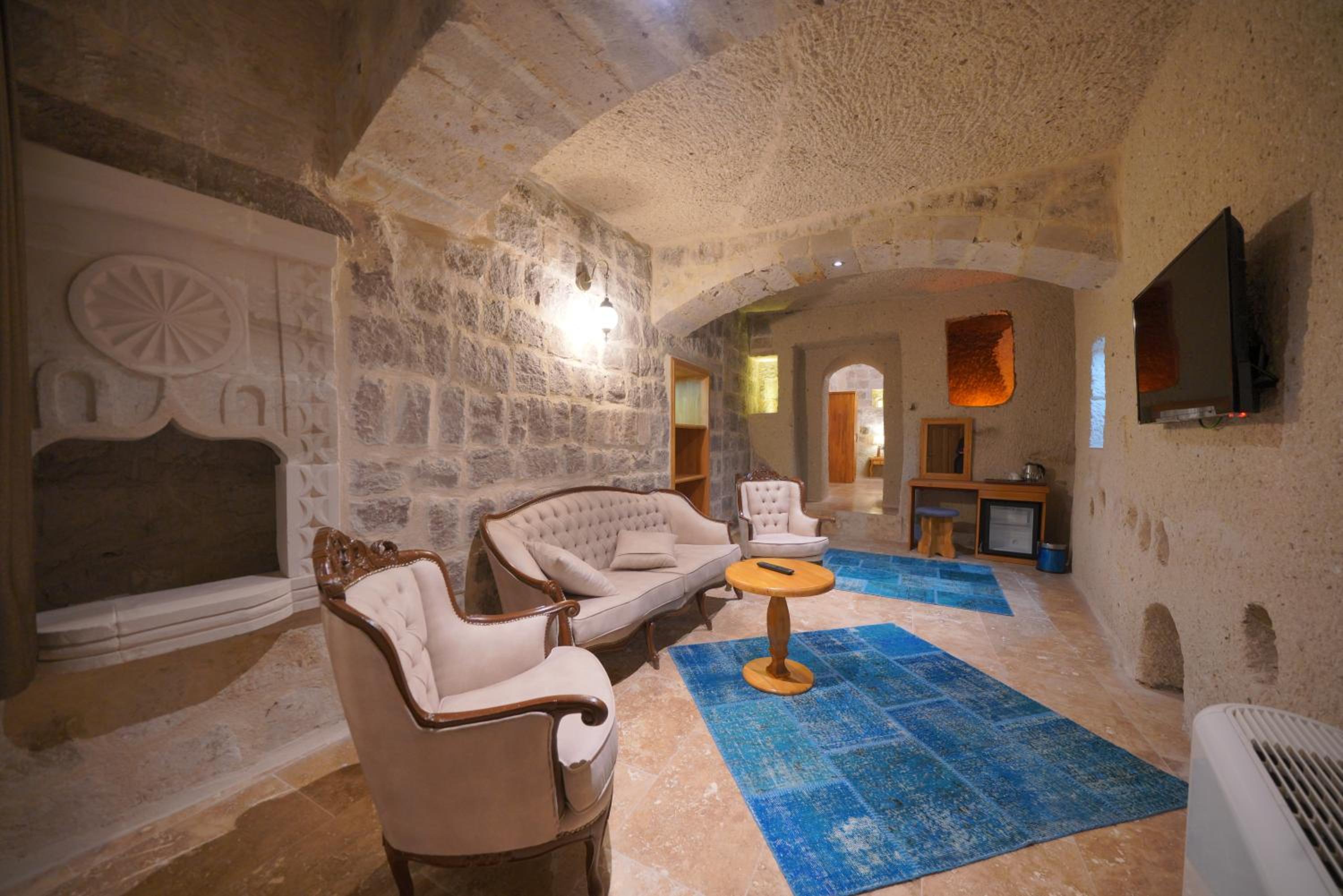 Deluxe Family Suite