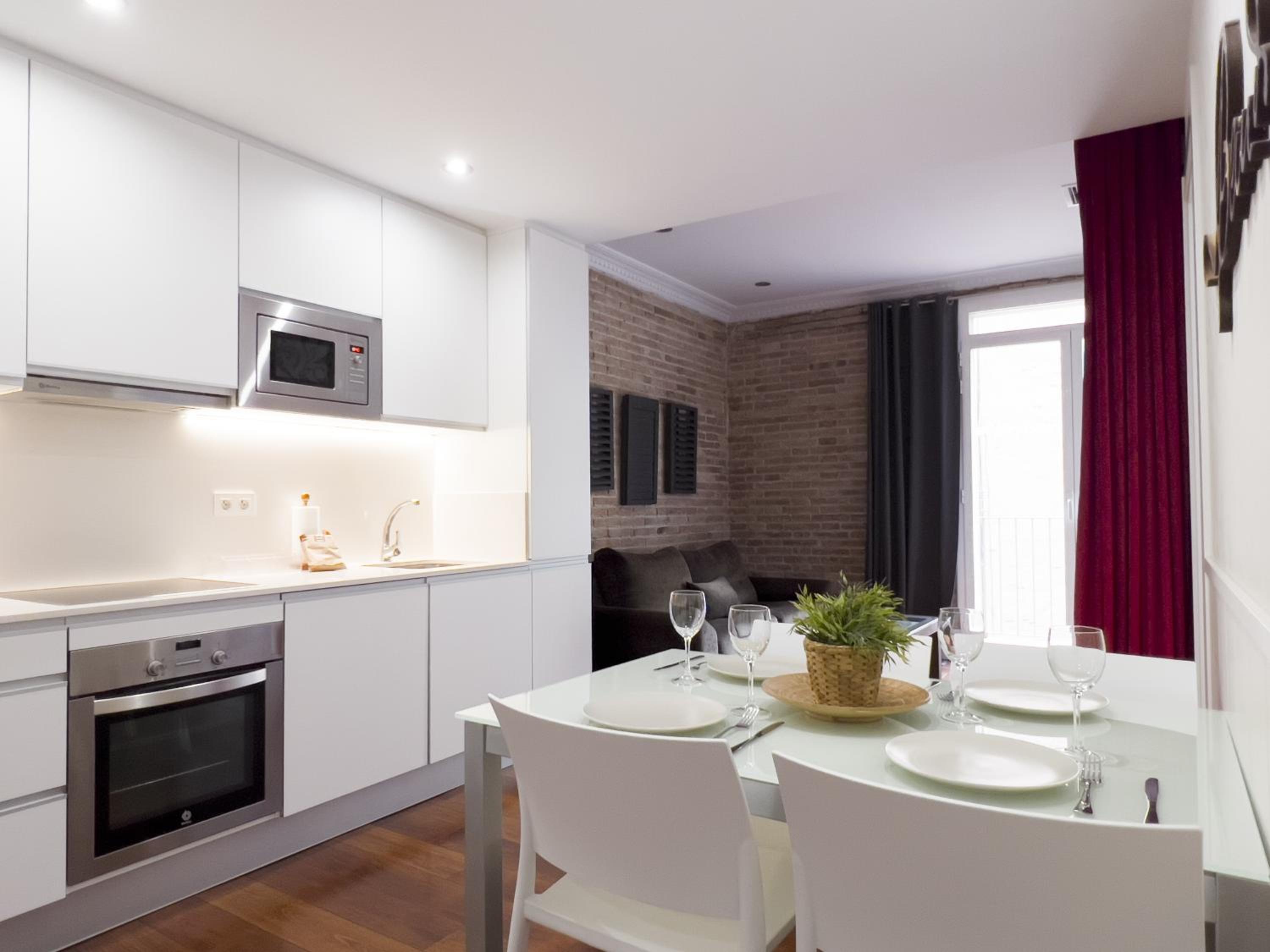 Superior Apartment - Pool View