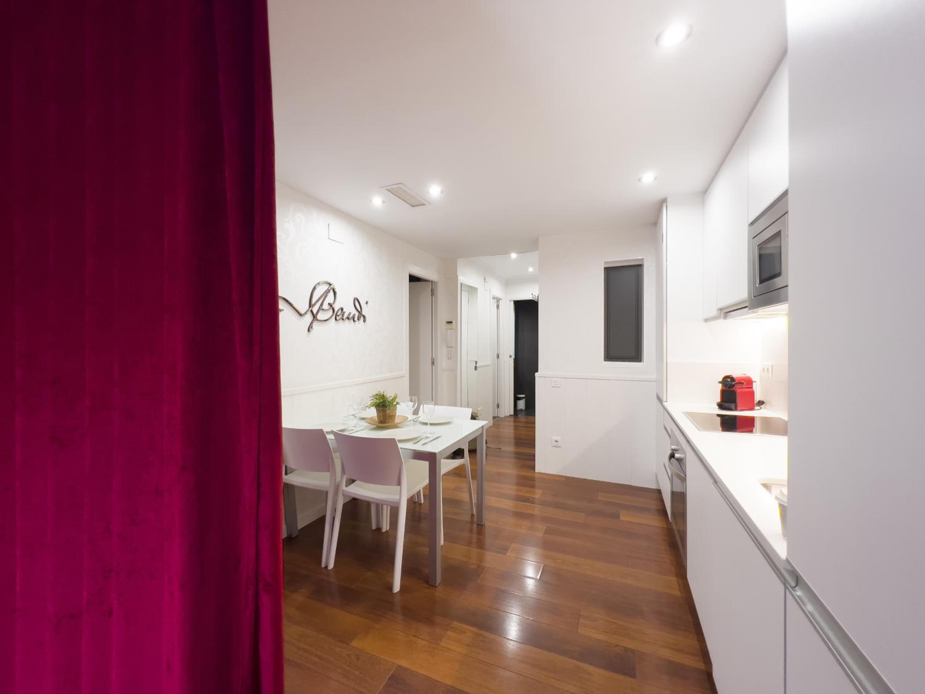 Superior Apartment photo 2