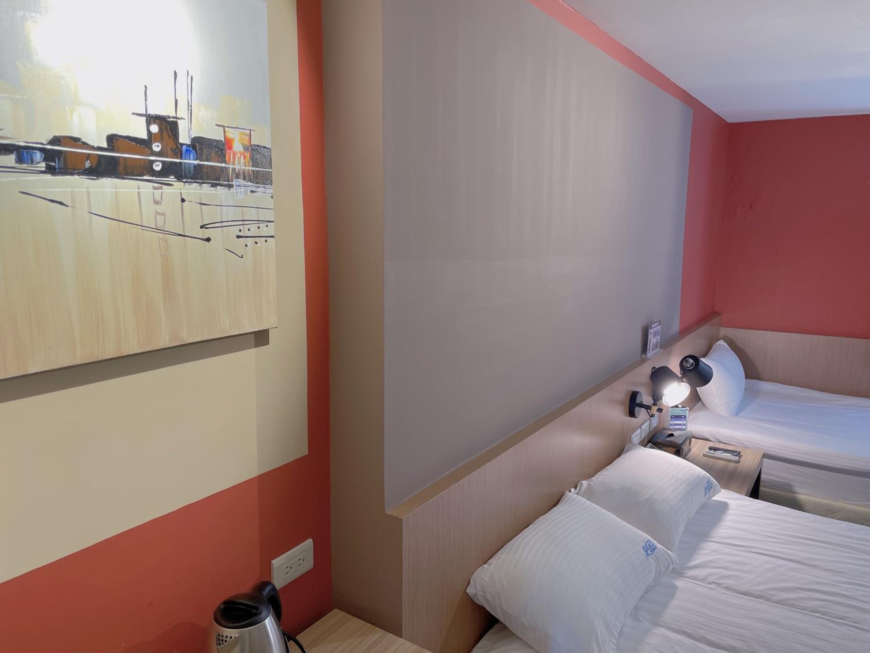 Triple Room with Bathroom photo 3