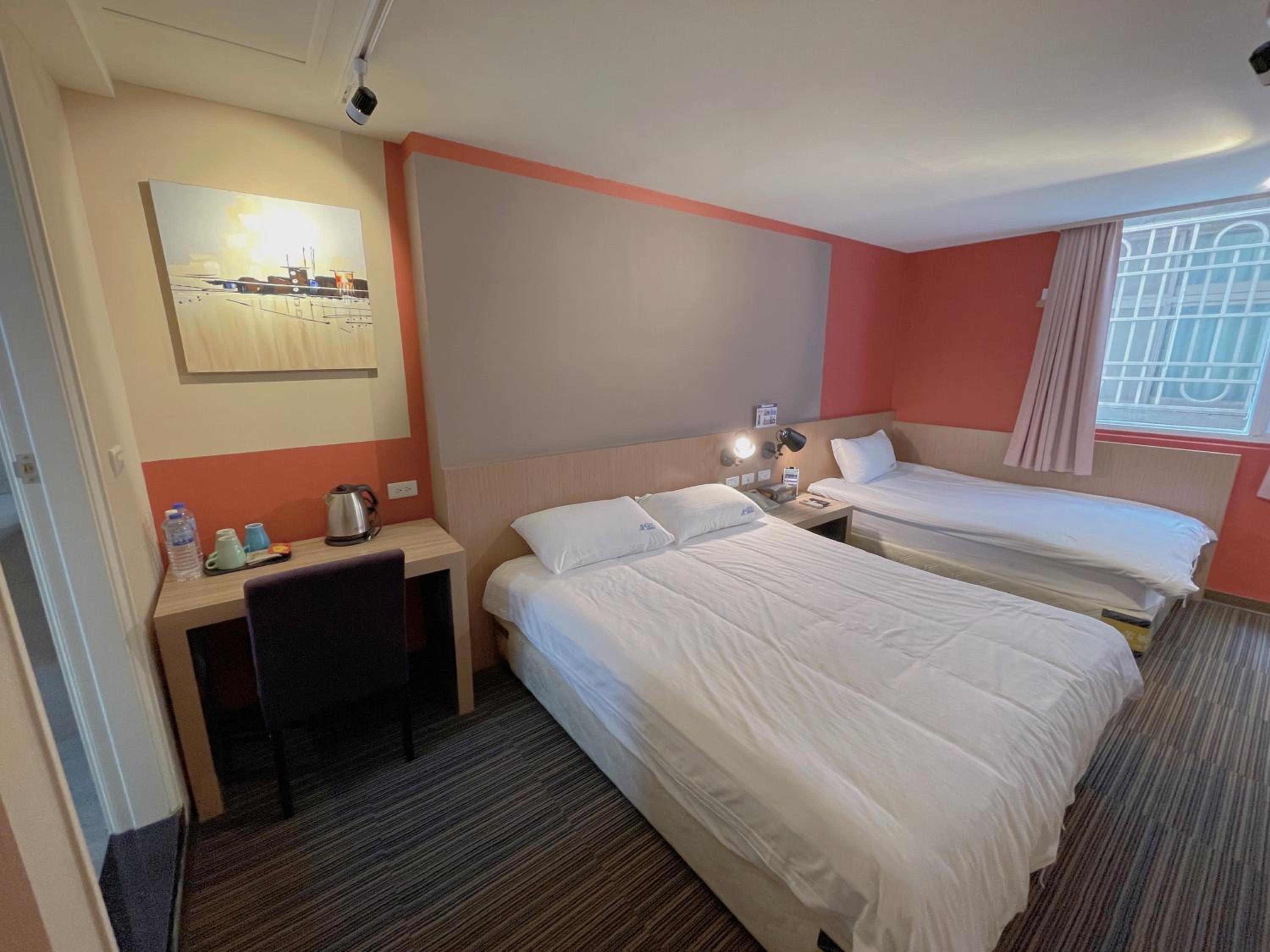 Triple Room with Bathroom photo 3