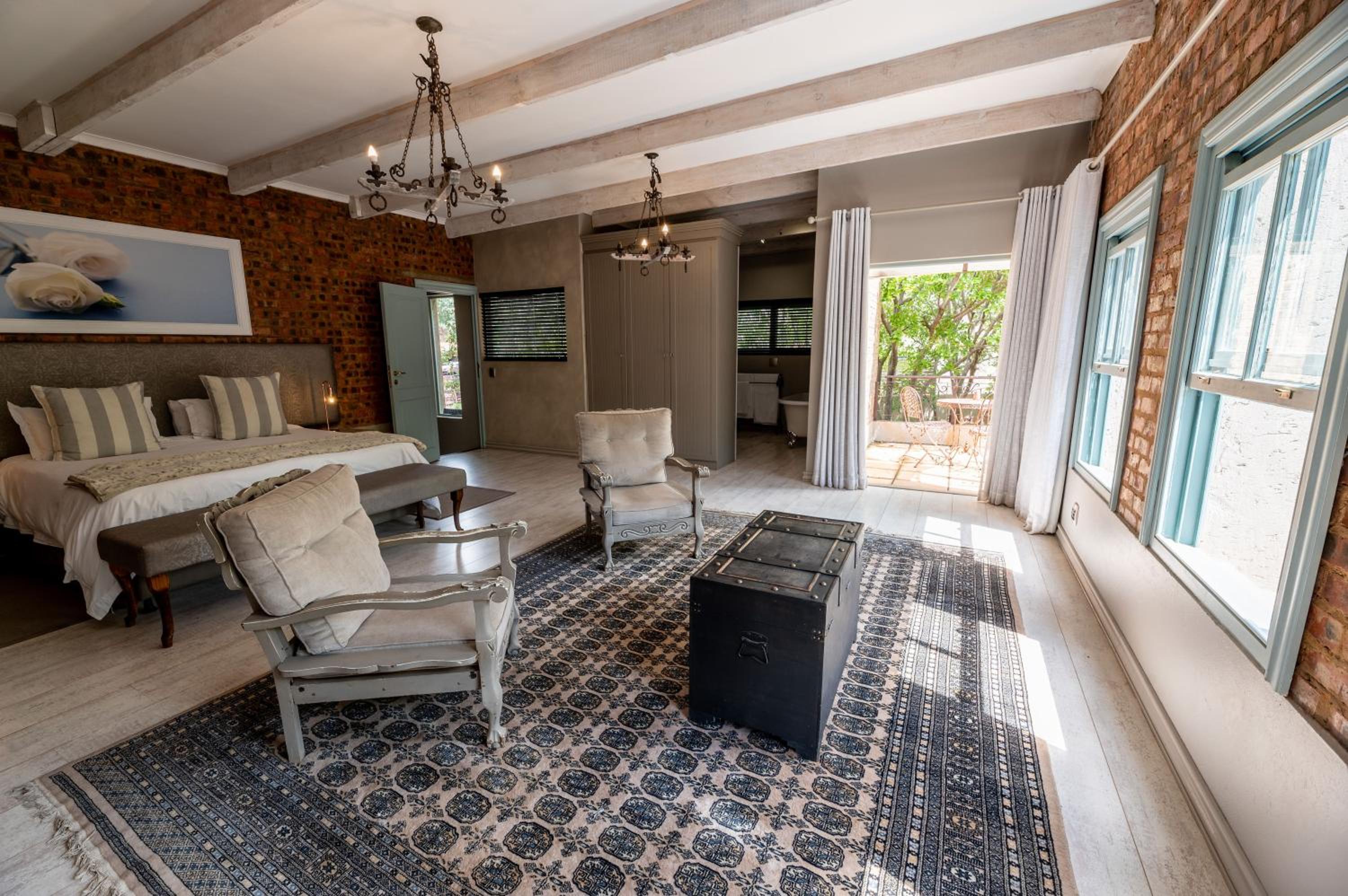 Executive King Room - Photo 1