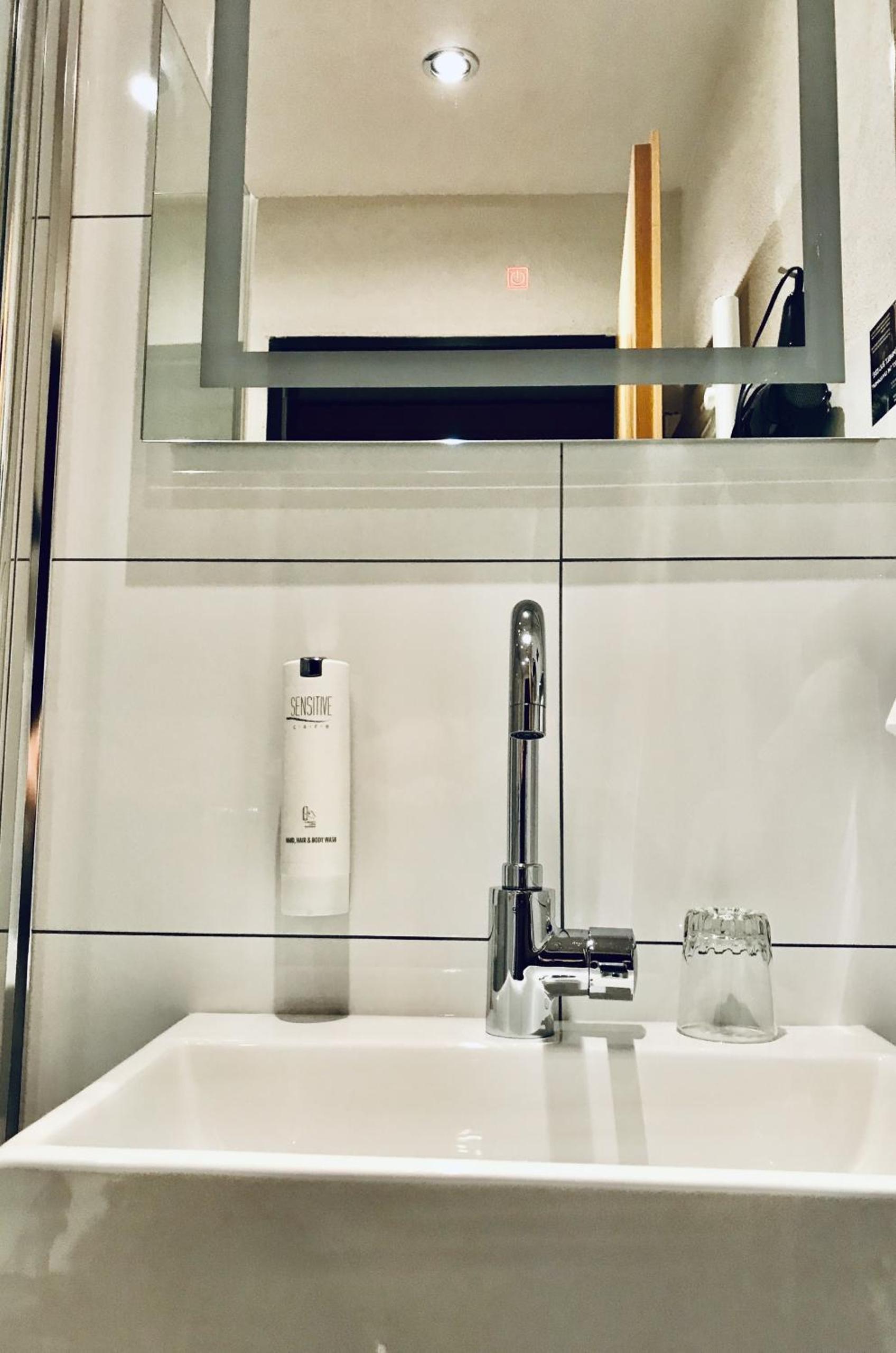 Single Room with Shower photo 2