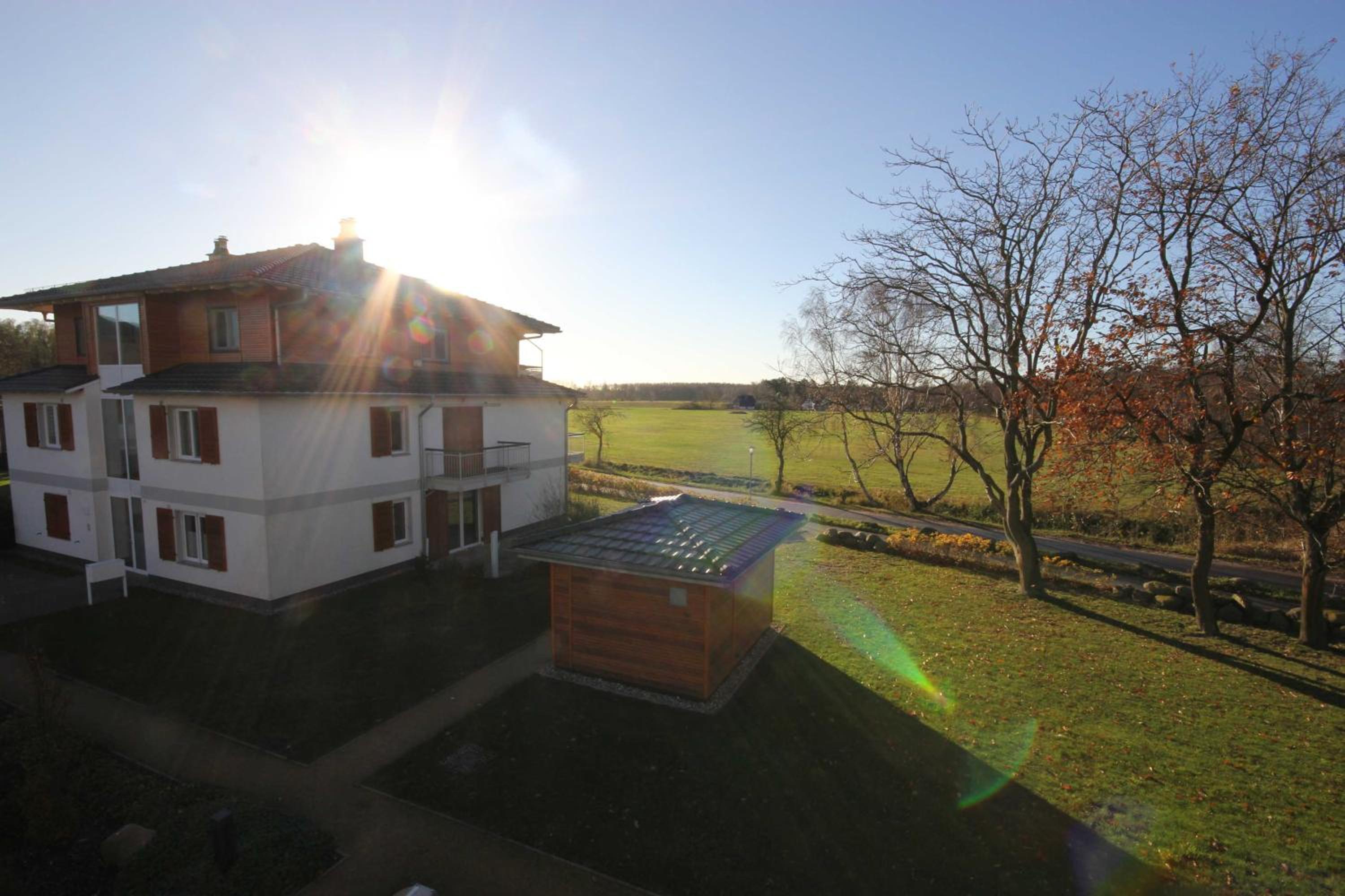 One-Bedroom Apartment with Balcony photo 2