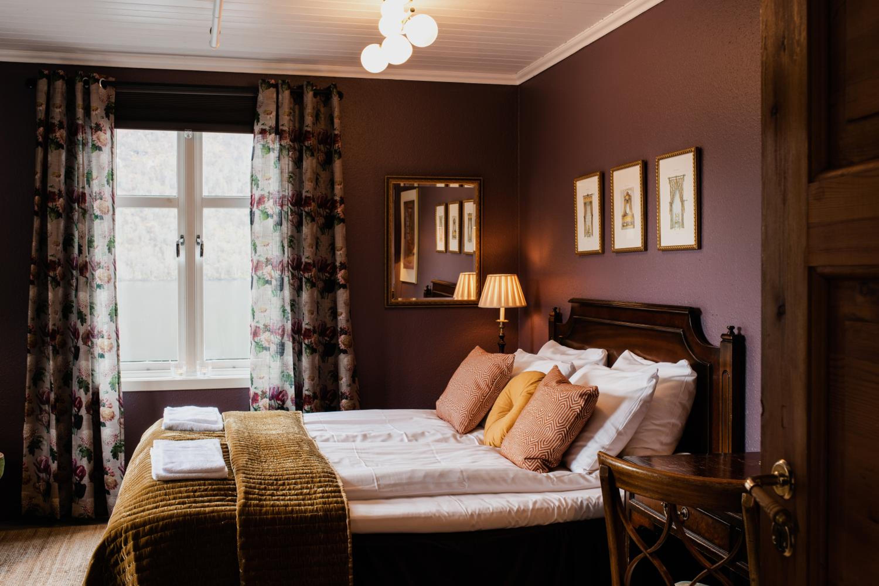 Double Room with Sea View - Photo 3
