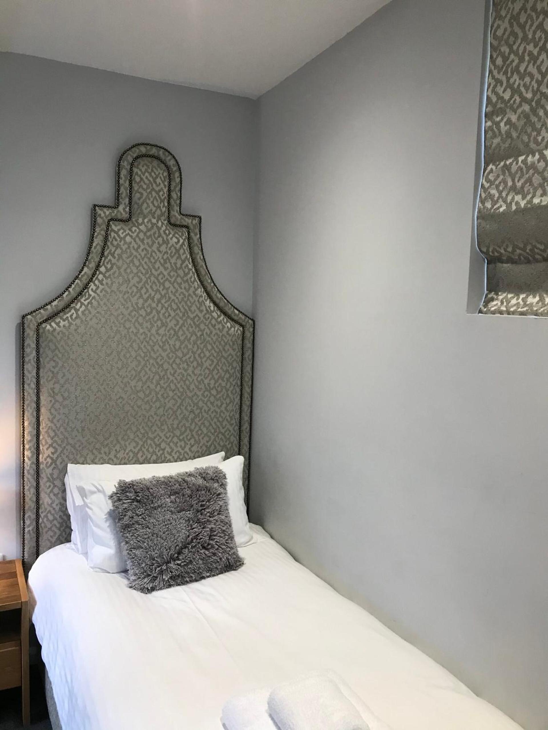 Budget Twin Room - Pet Friendly - Photo 2