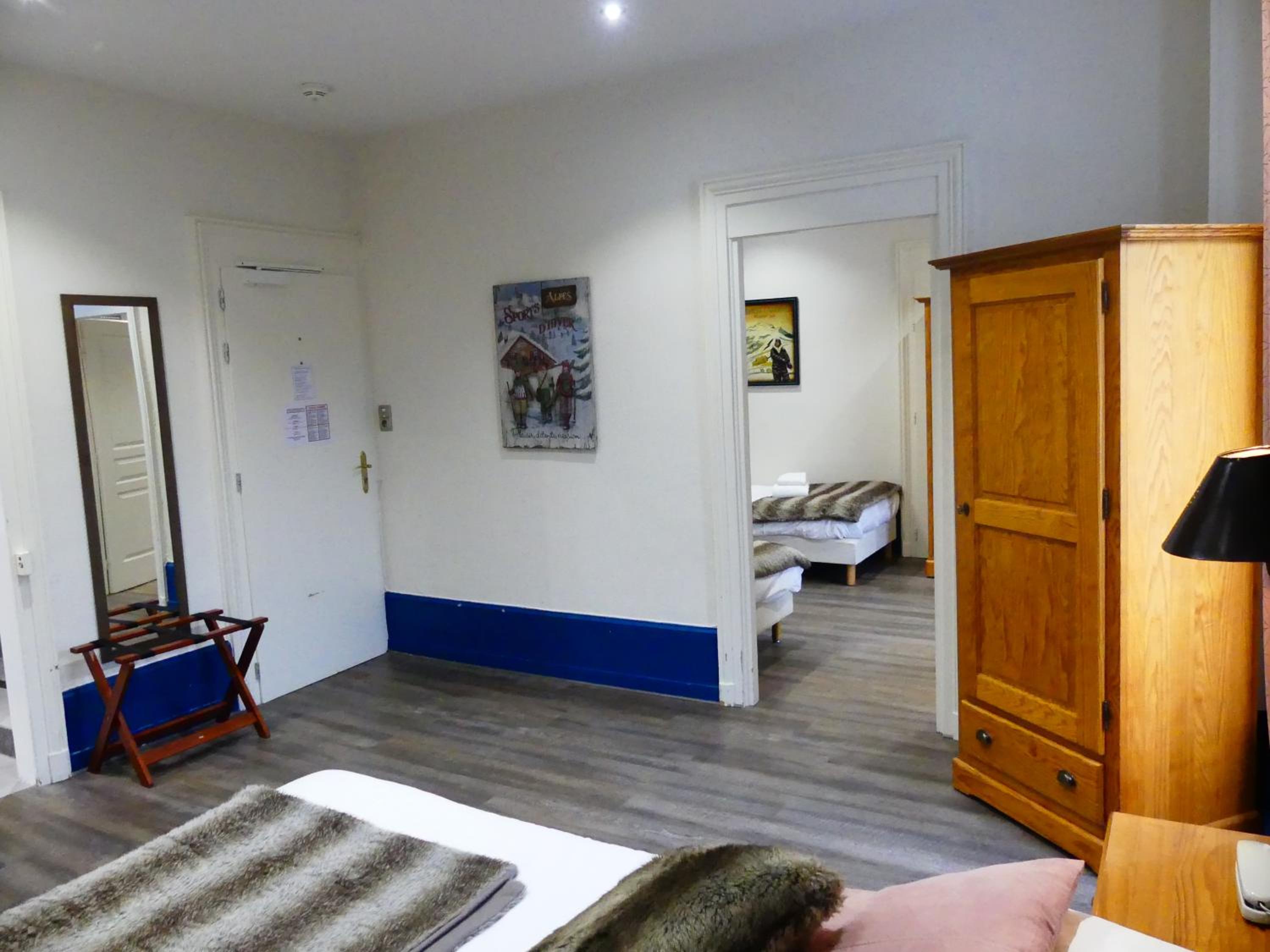 Family Room only accessible by stairs - Photo 8