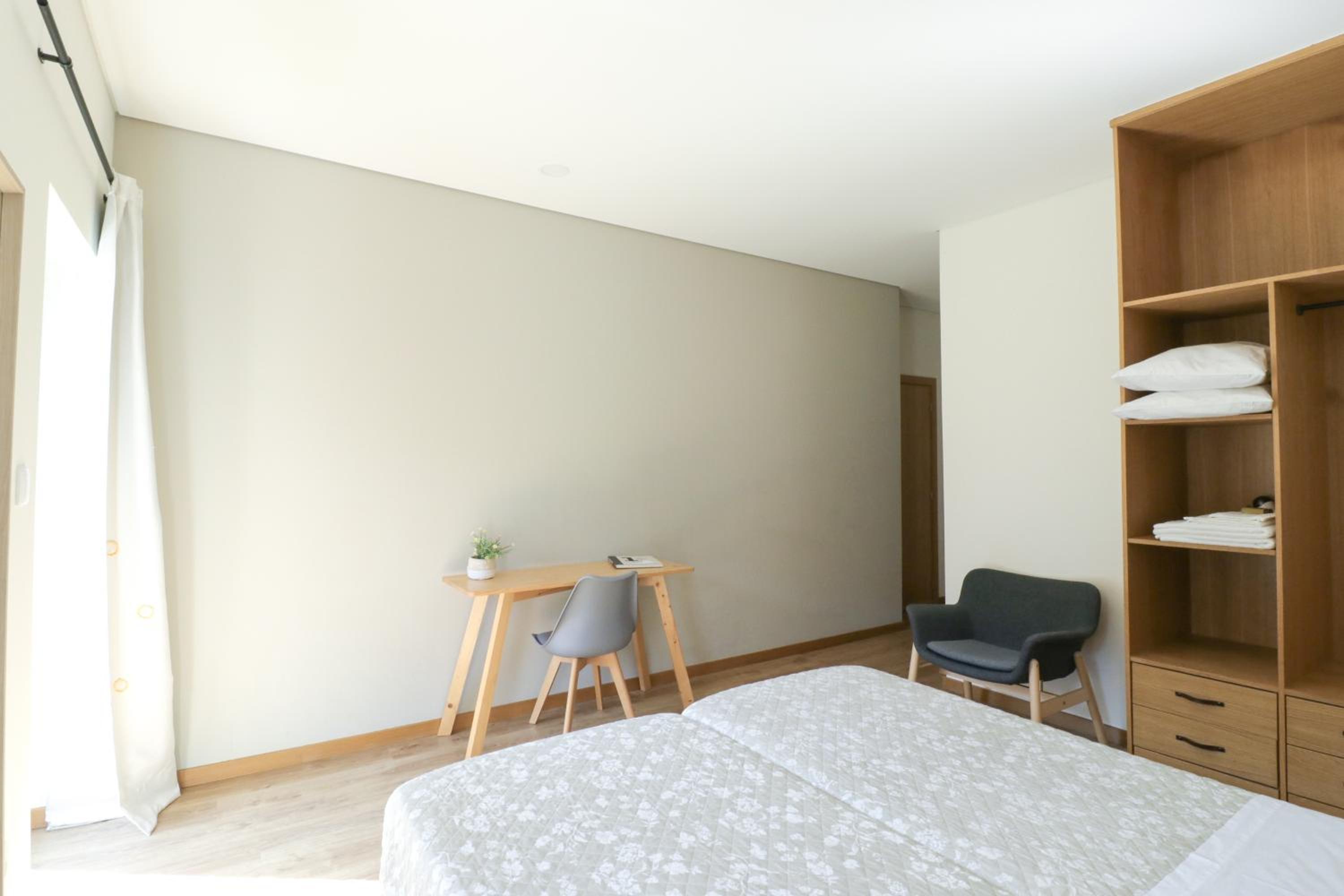 Deluxe Double or Twin Room with Balcony