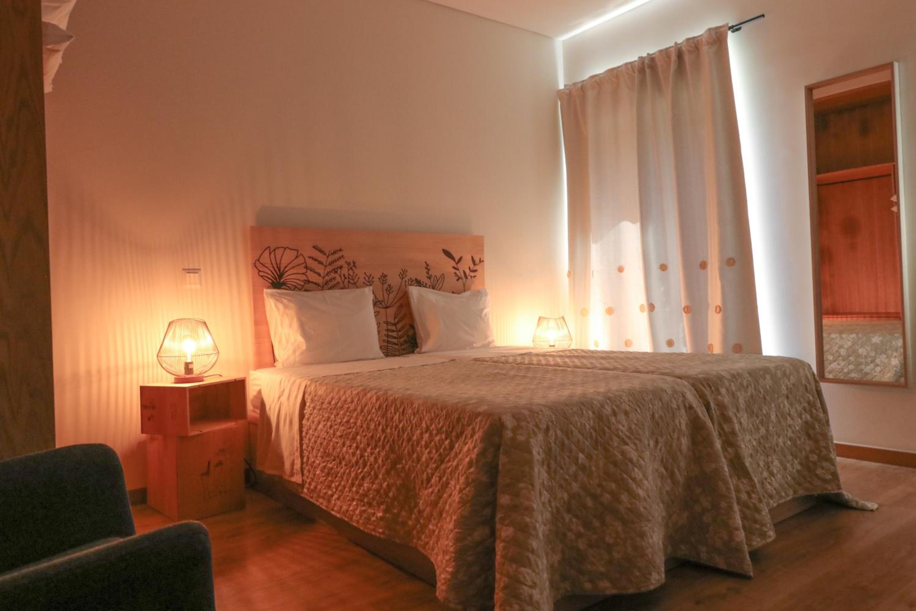 Deluxe Double or Twin Room with Balcony photo 3