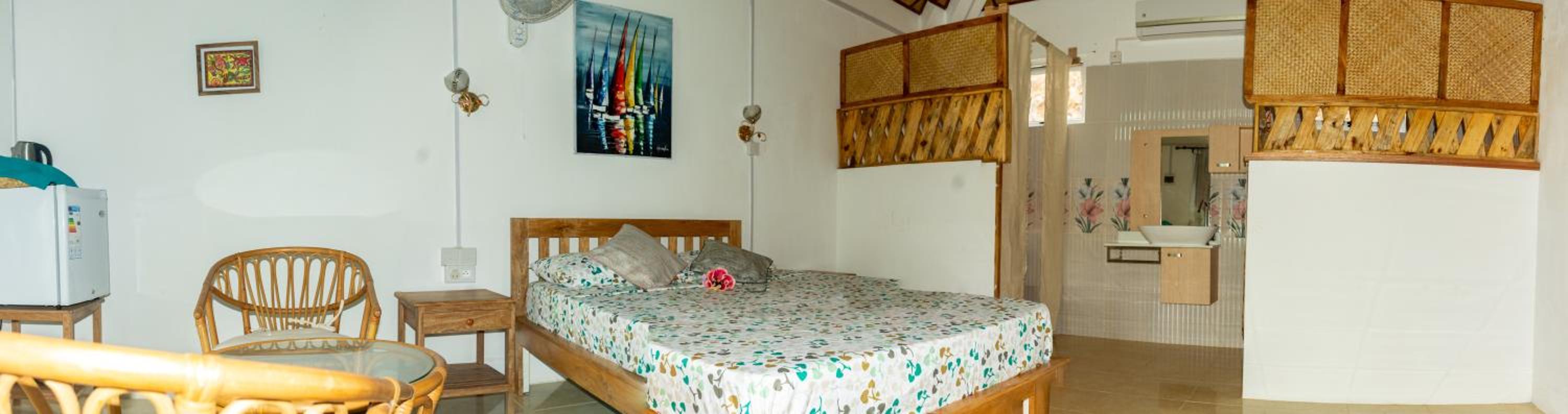 Deluxe Room (2 Adults + 1 Child) photo 1