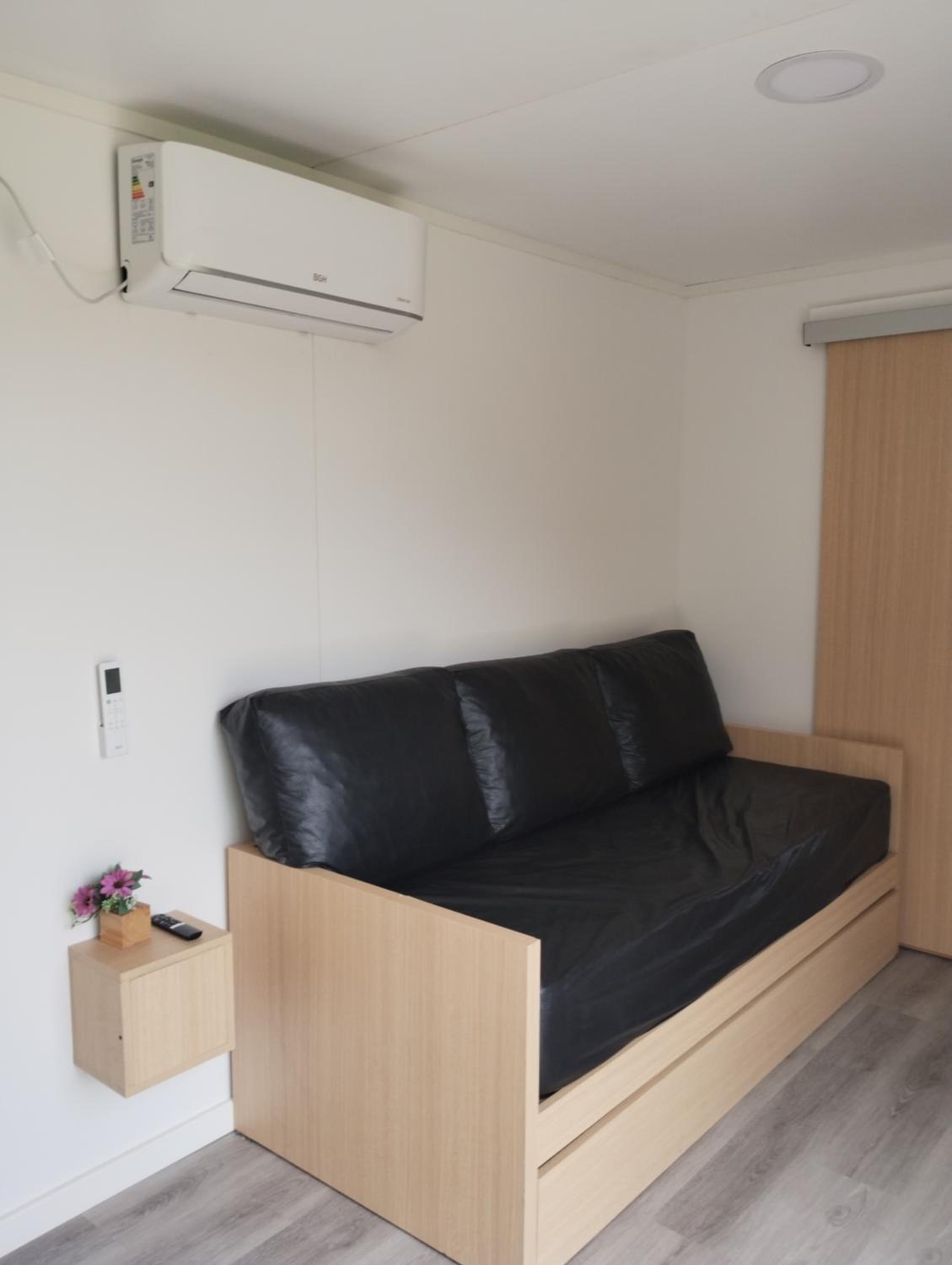 One-Bedroom House