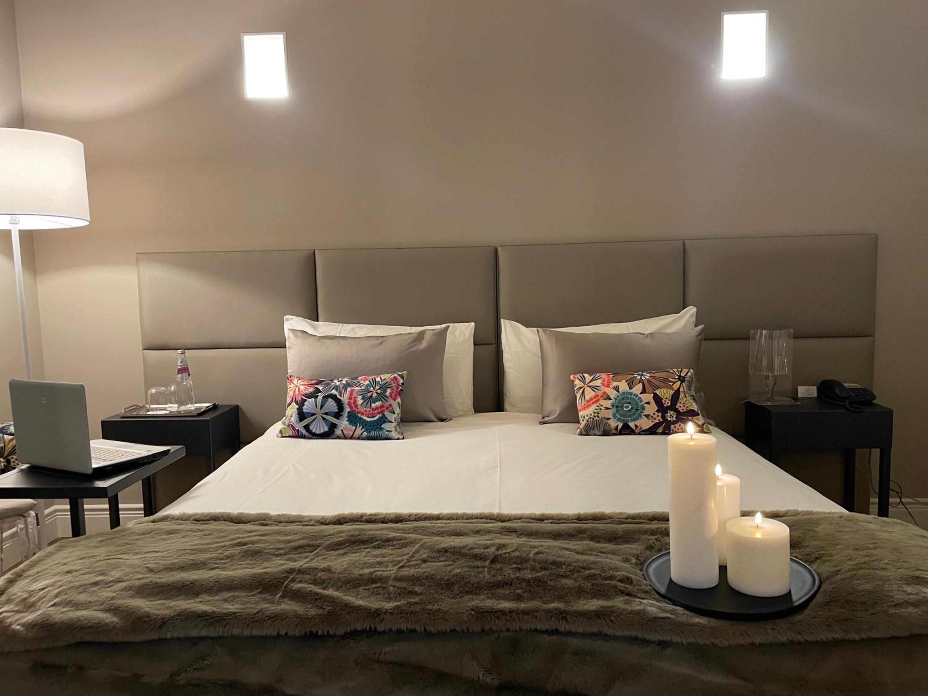 Double Room - Photo 8