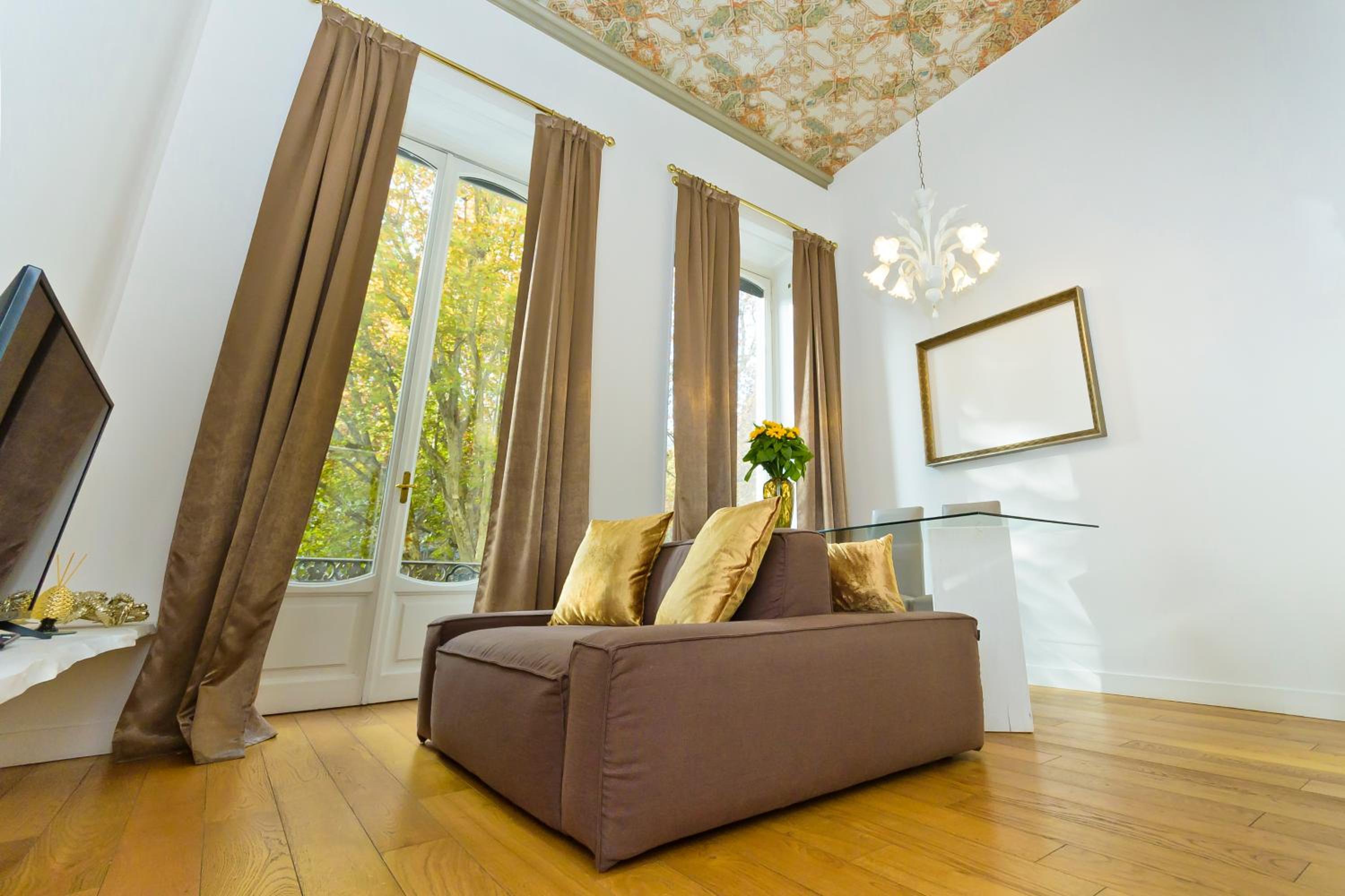 Superior Apartment