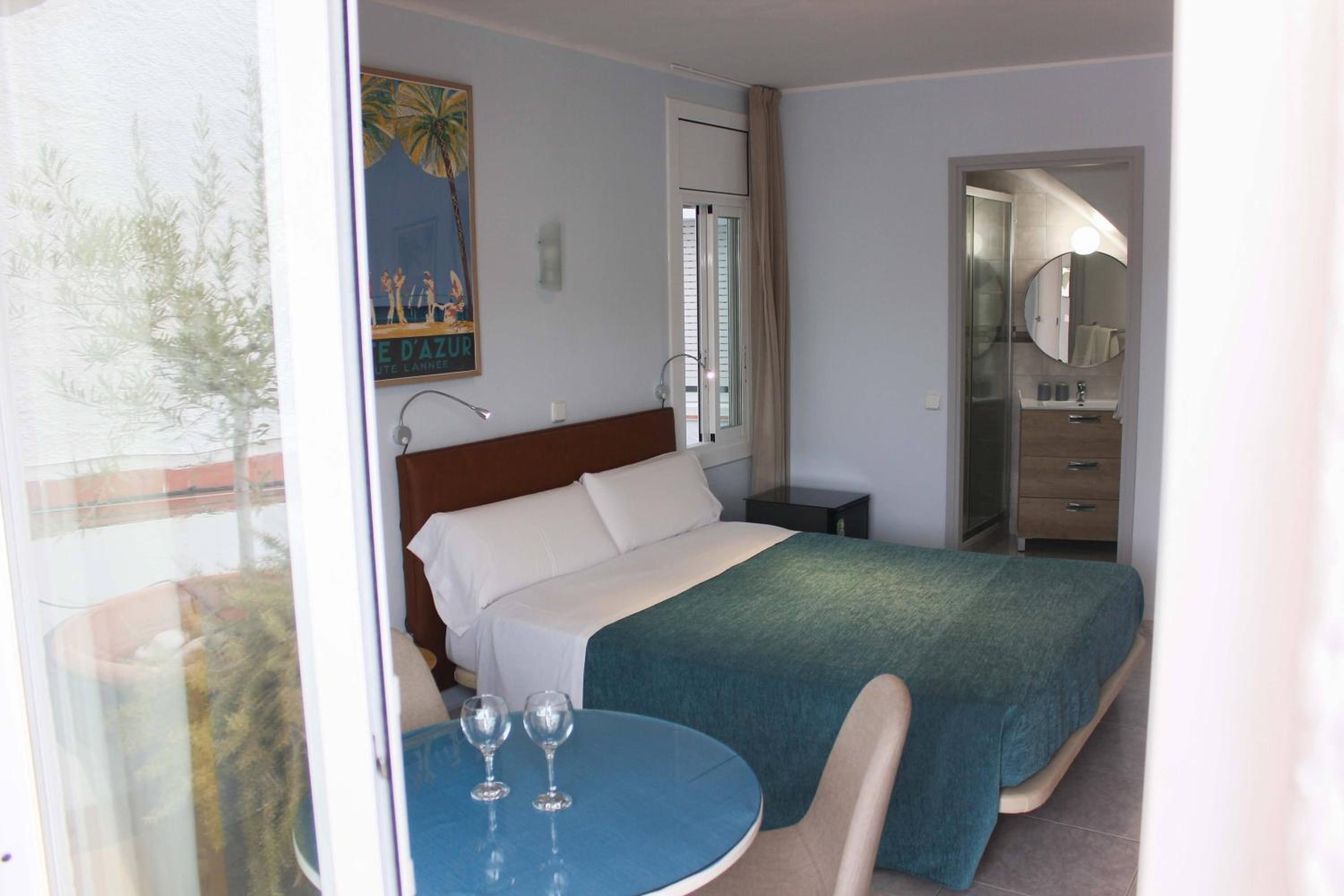 Double Room with Terrace - Photo 6