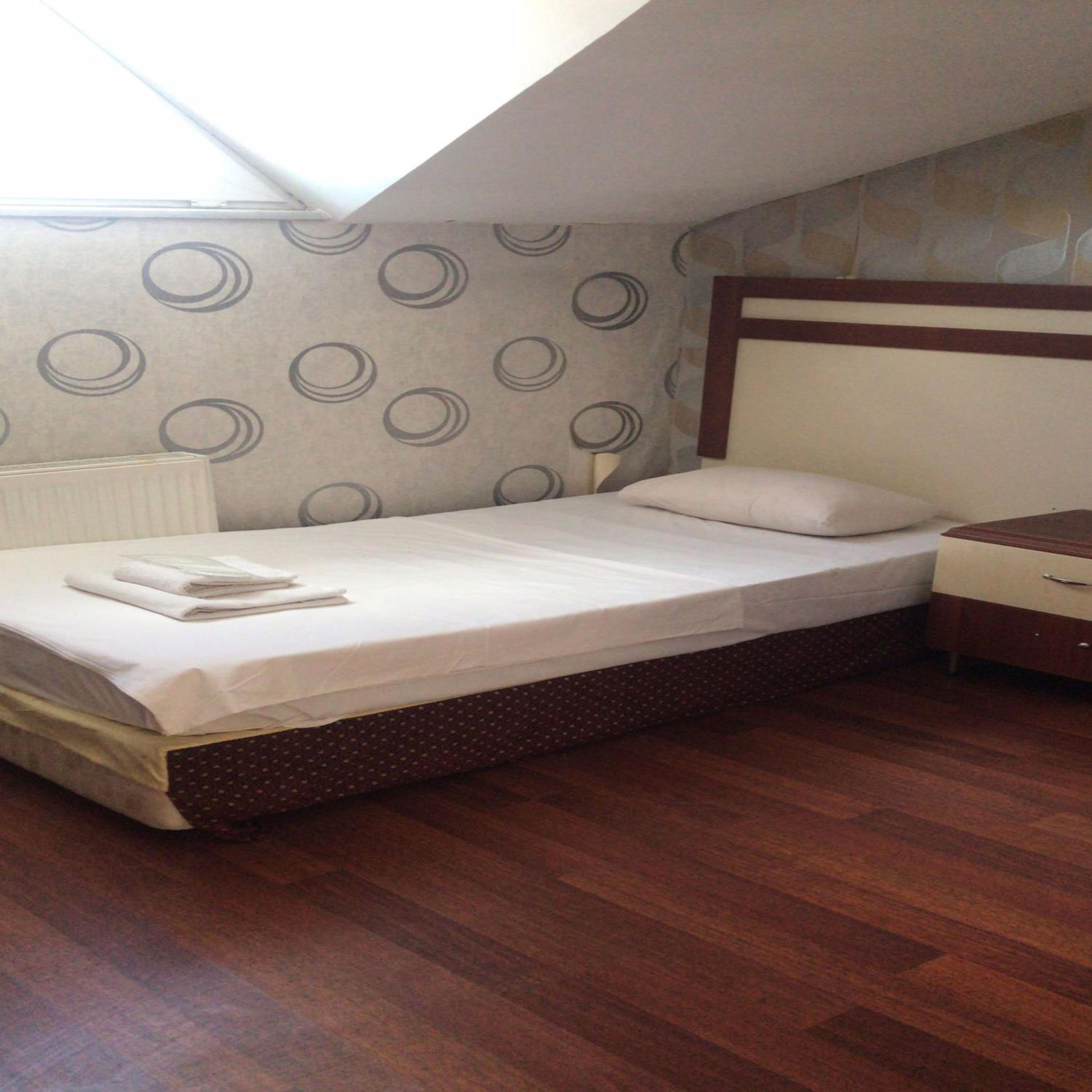 Budget Single Room