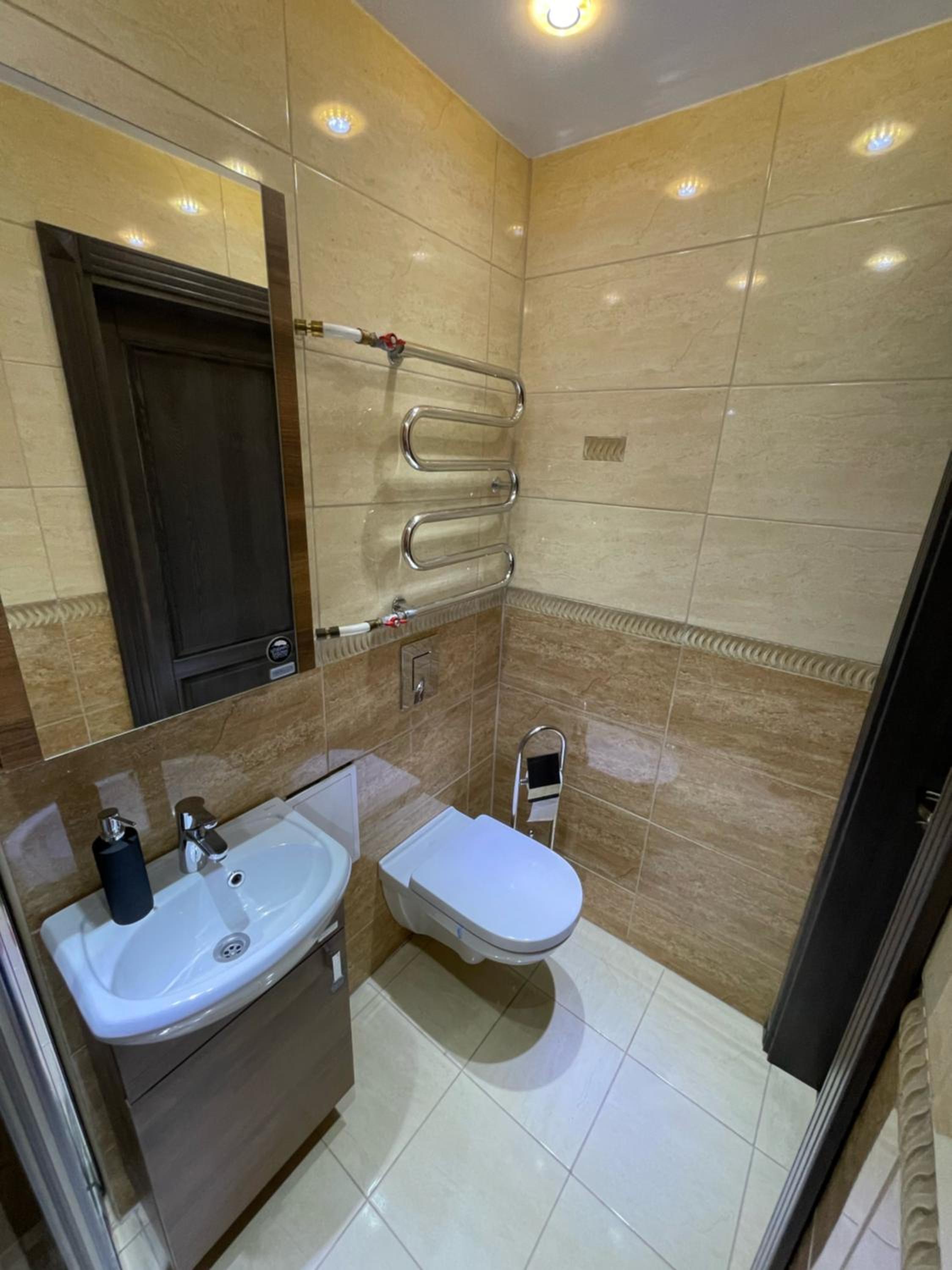 One-Bedroom Apartment - Photo 6