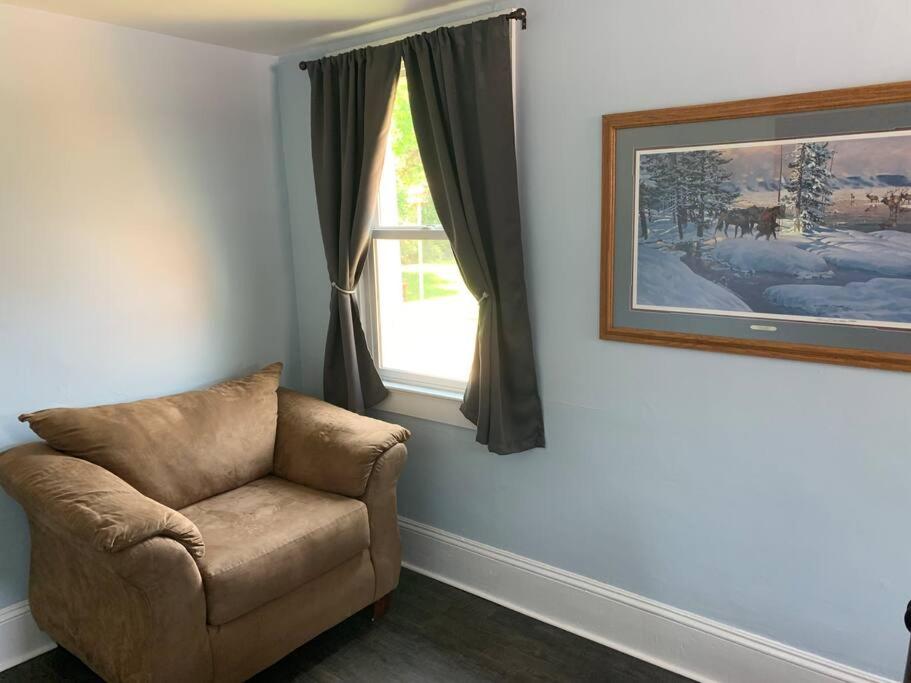 Three-Bedroom House photo 1