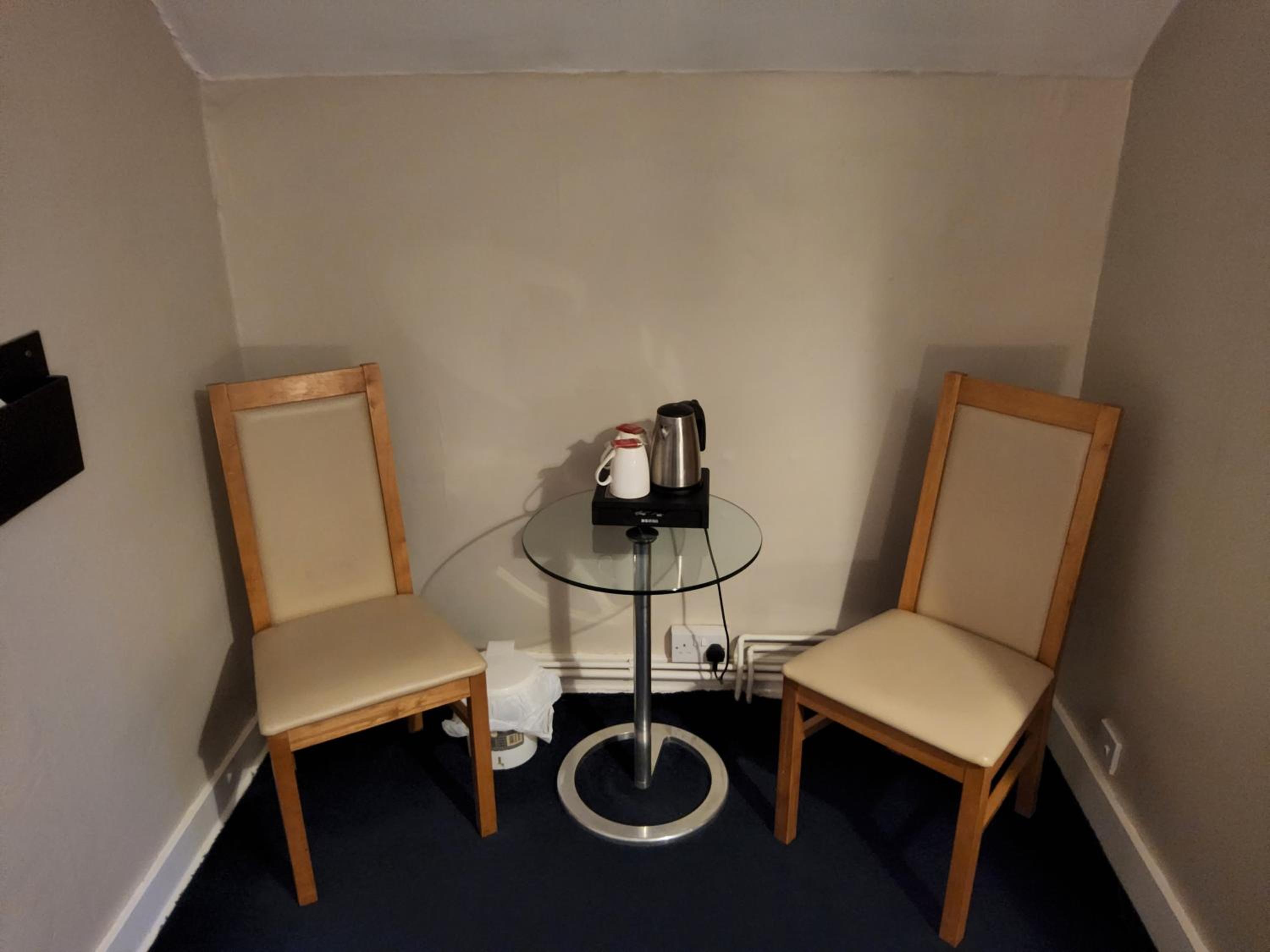 Standard Double Room - Photo 21