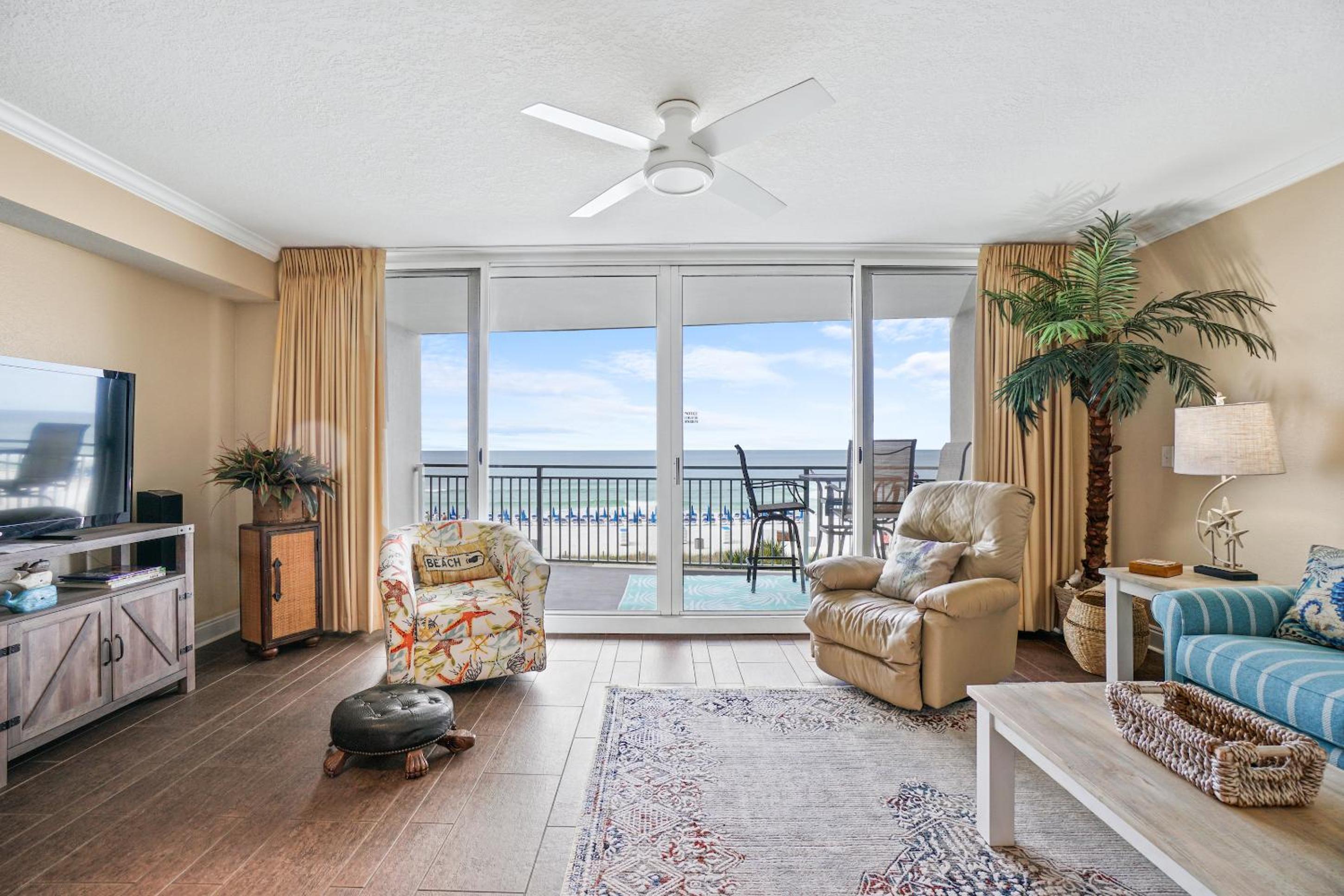 Apartment With Sea View photo 1