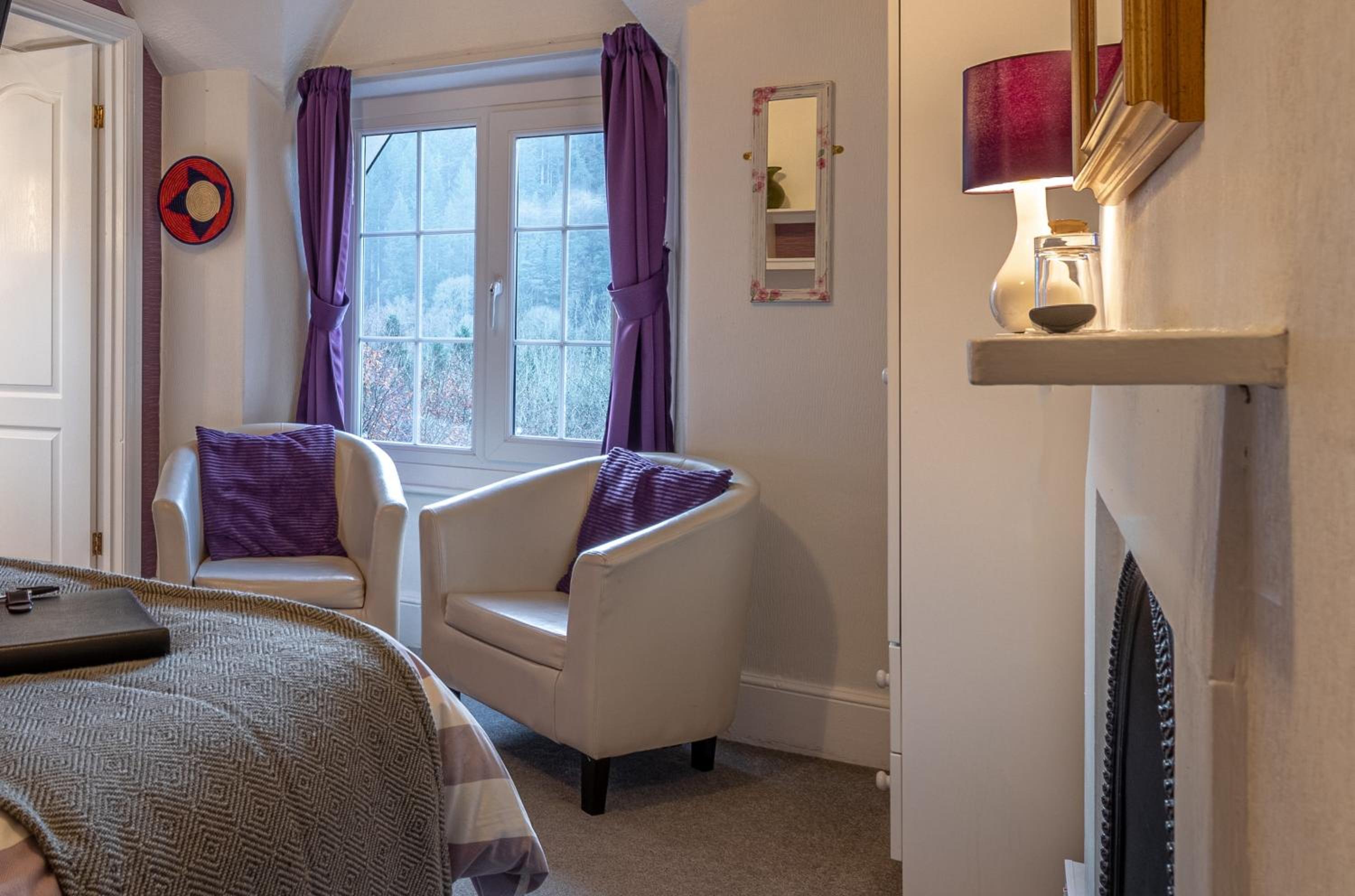Small Double Room photo 2