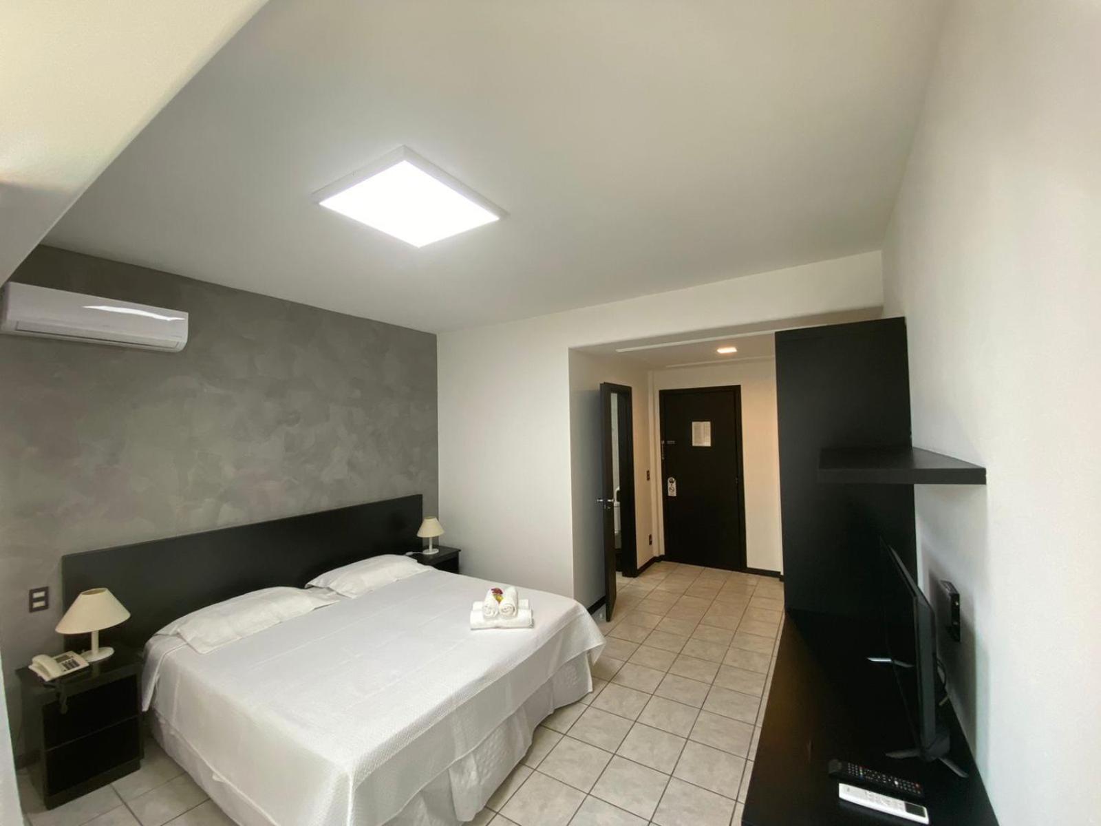 Standard Double or Twin Room - Photo 1