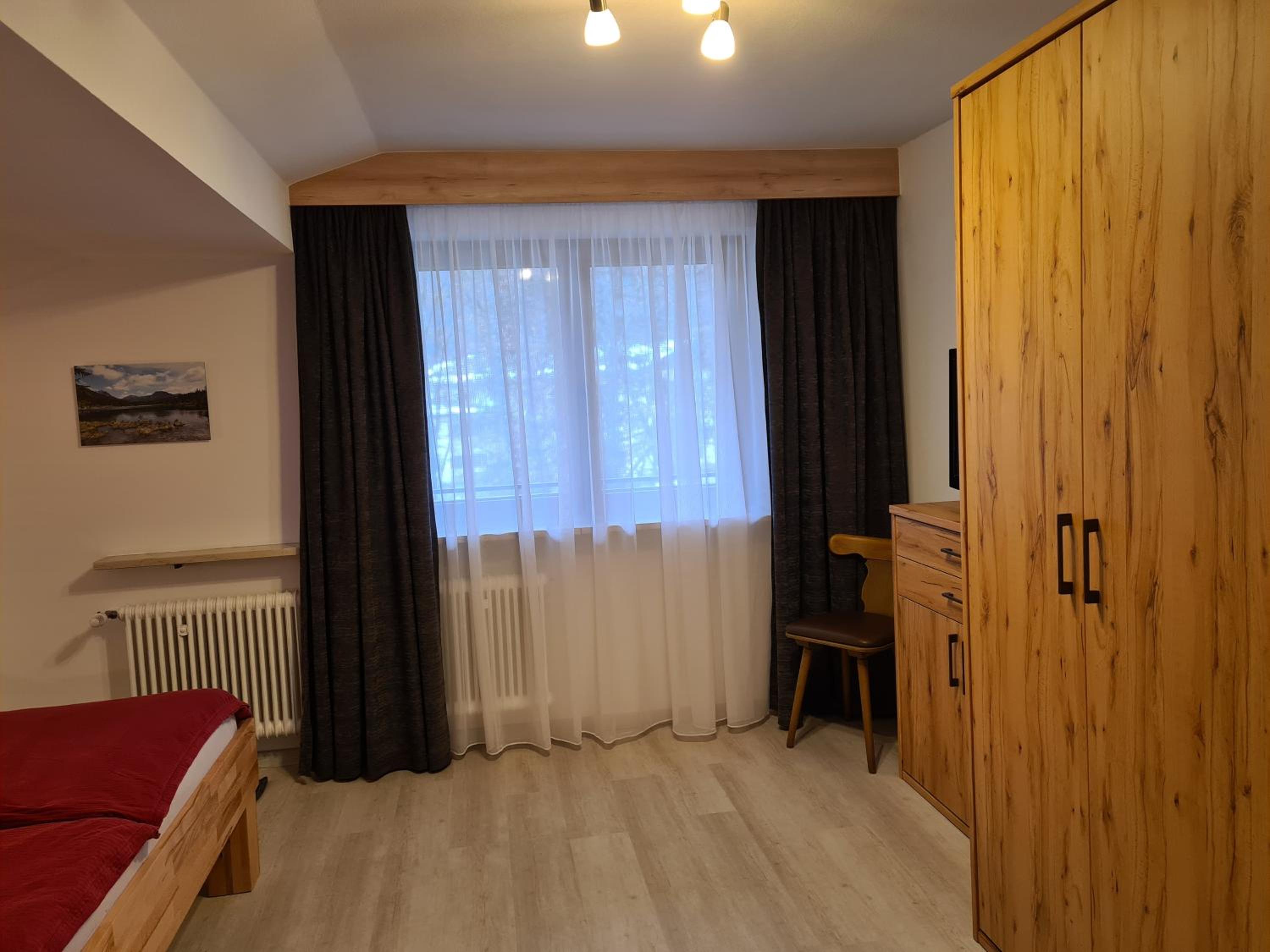 Apartment with Balcony photo 3