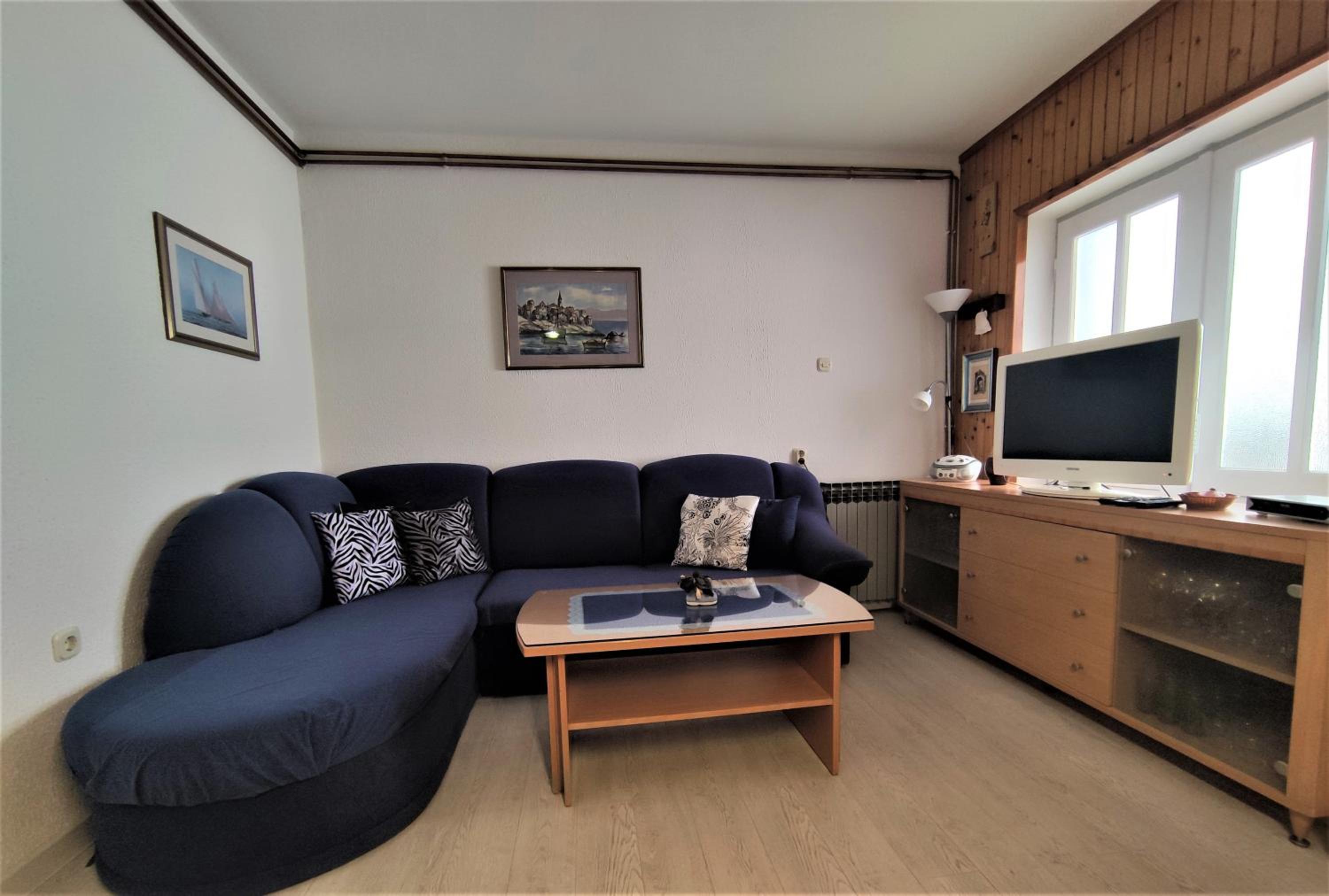 Apartment with Terrace - Photo 1