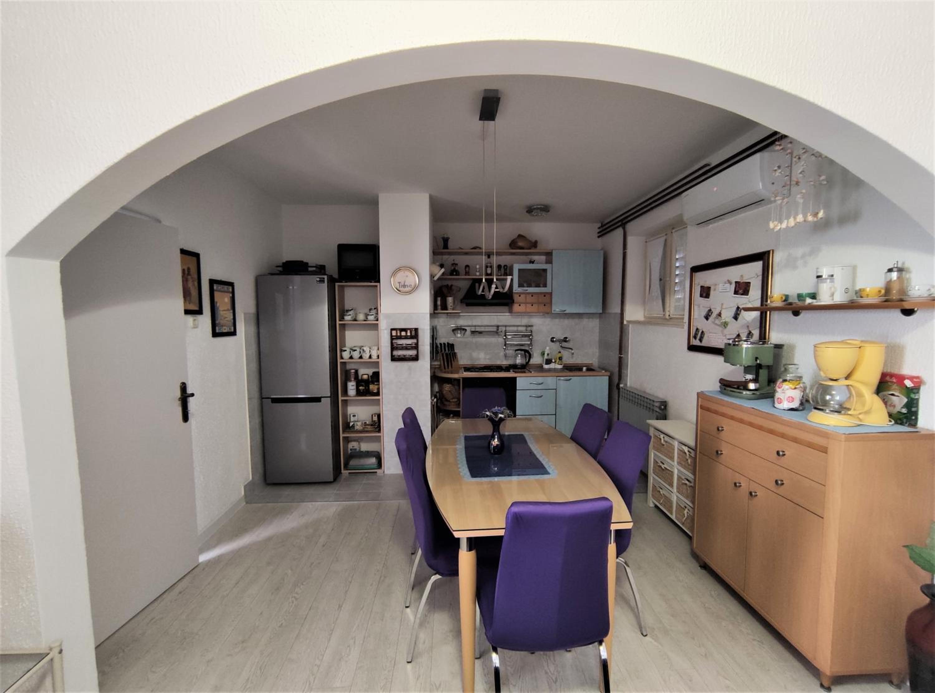 Apartment with Terrace - Photo 54